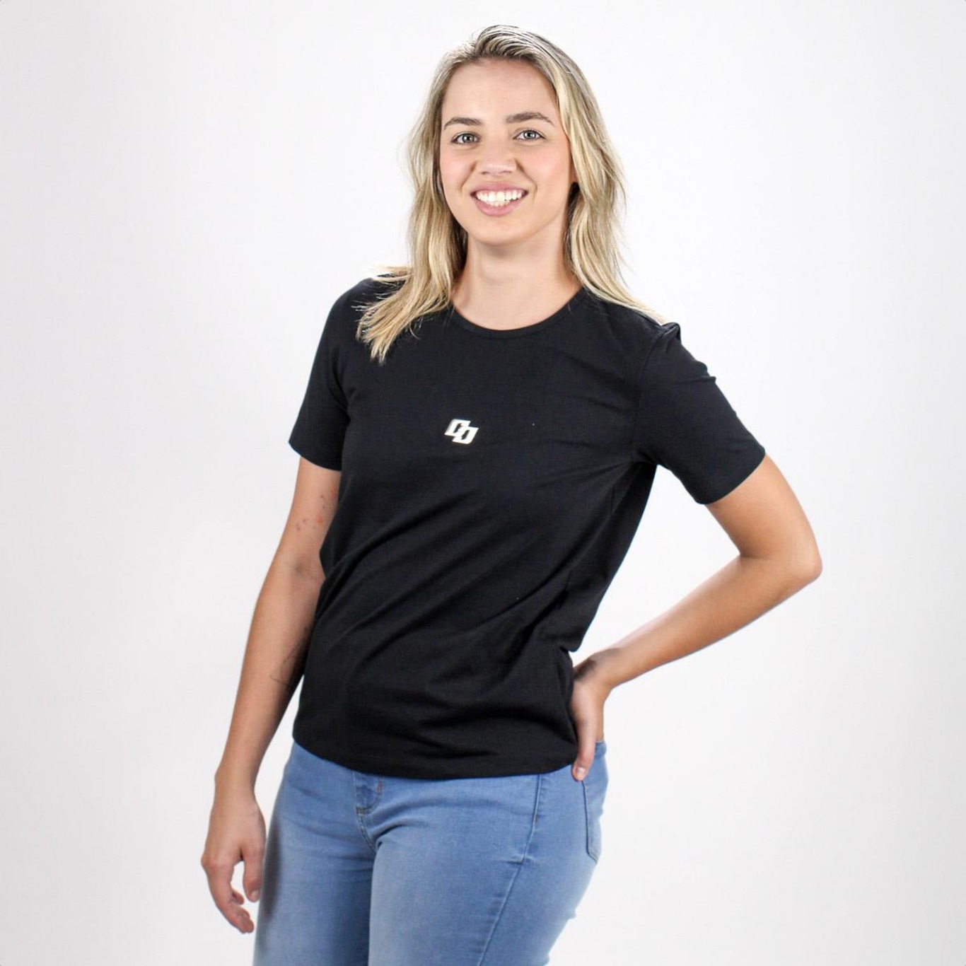 Camiseta Colcci Basics Logomania - Feminina - Foto 3