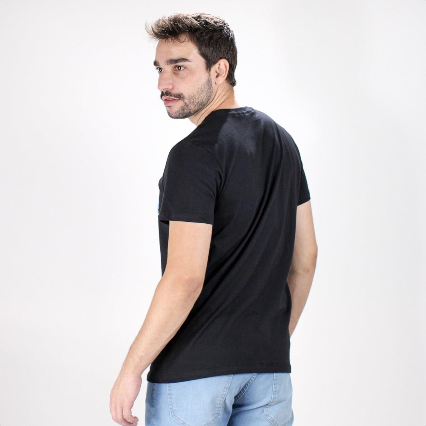 Camiseta Colcci Slim Al Mare - Masculina - Foto 4