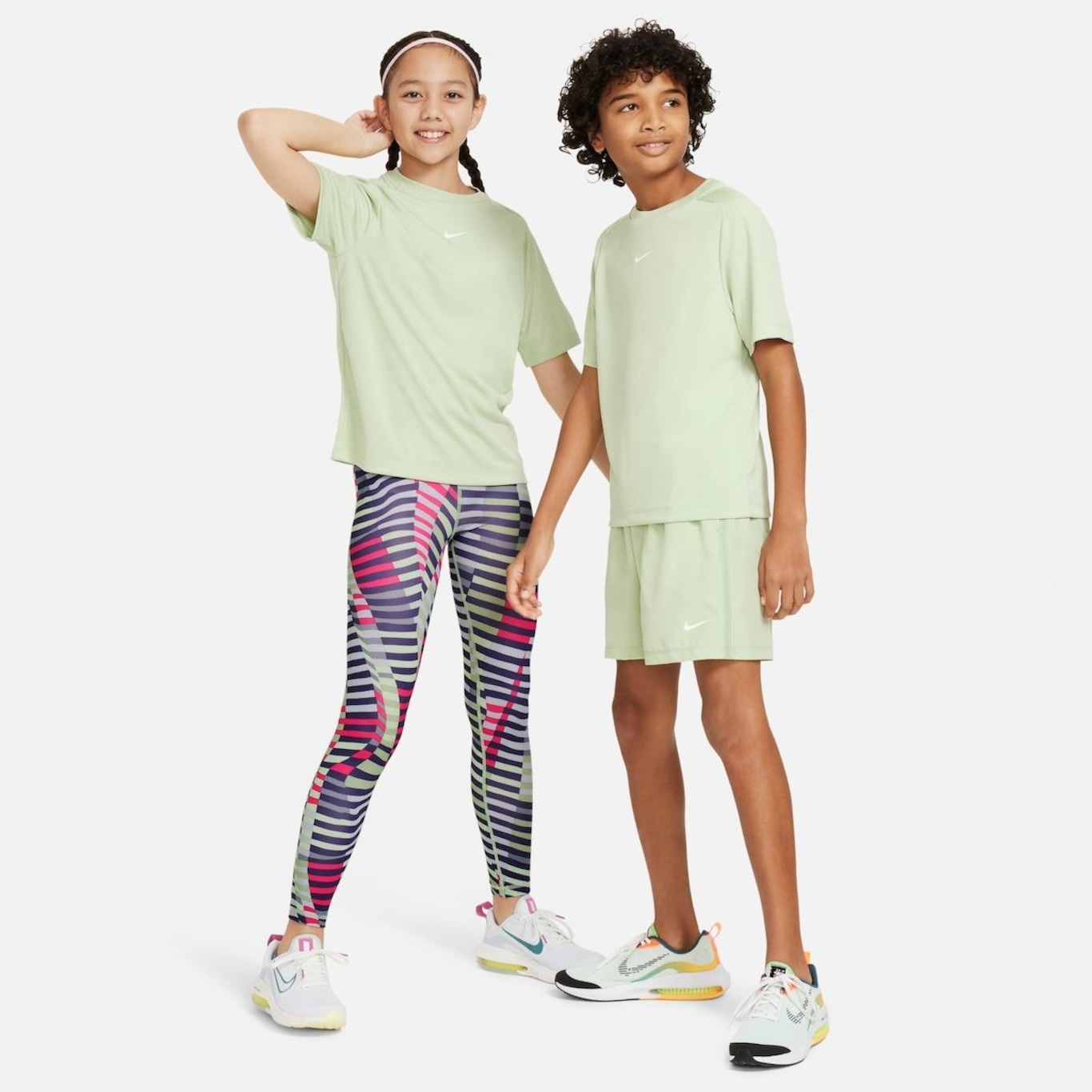 Camiseta Nike Dri-Fit Miler - Infantil - Foto 4