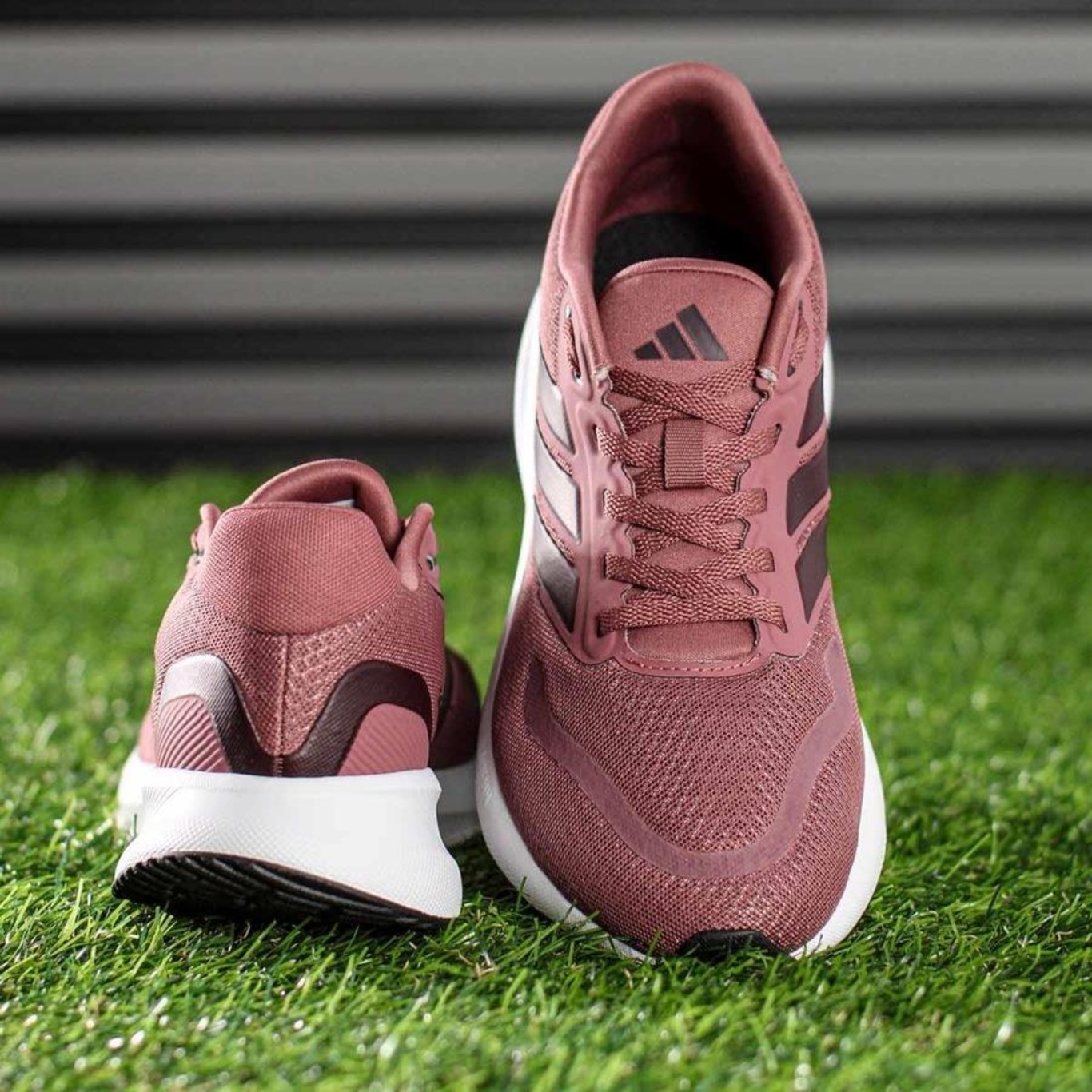 Tênis adidas Runfalcon 5 - Feminino - Foto 6