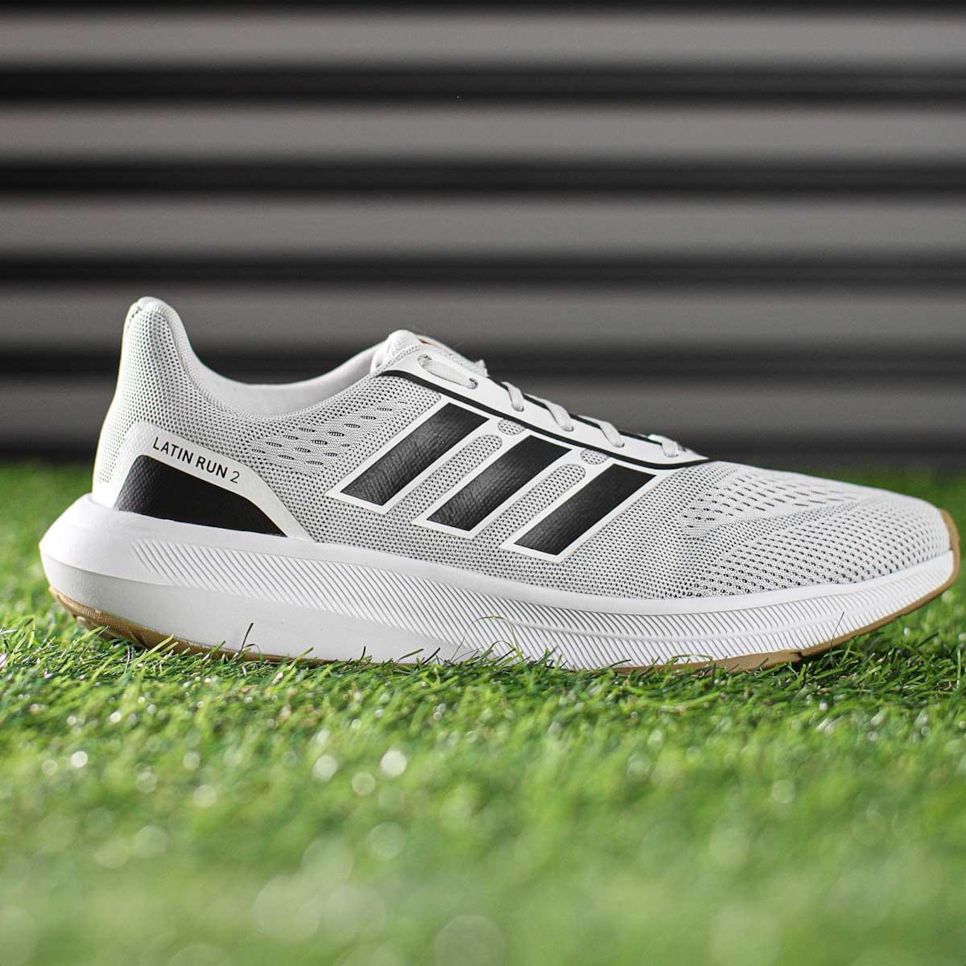 Tênis adidas Latin Run 2.0 U - Masculino - Foto 6