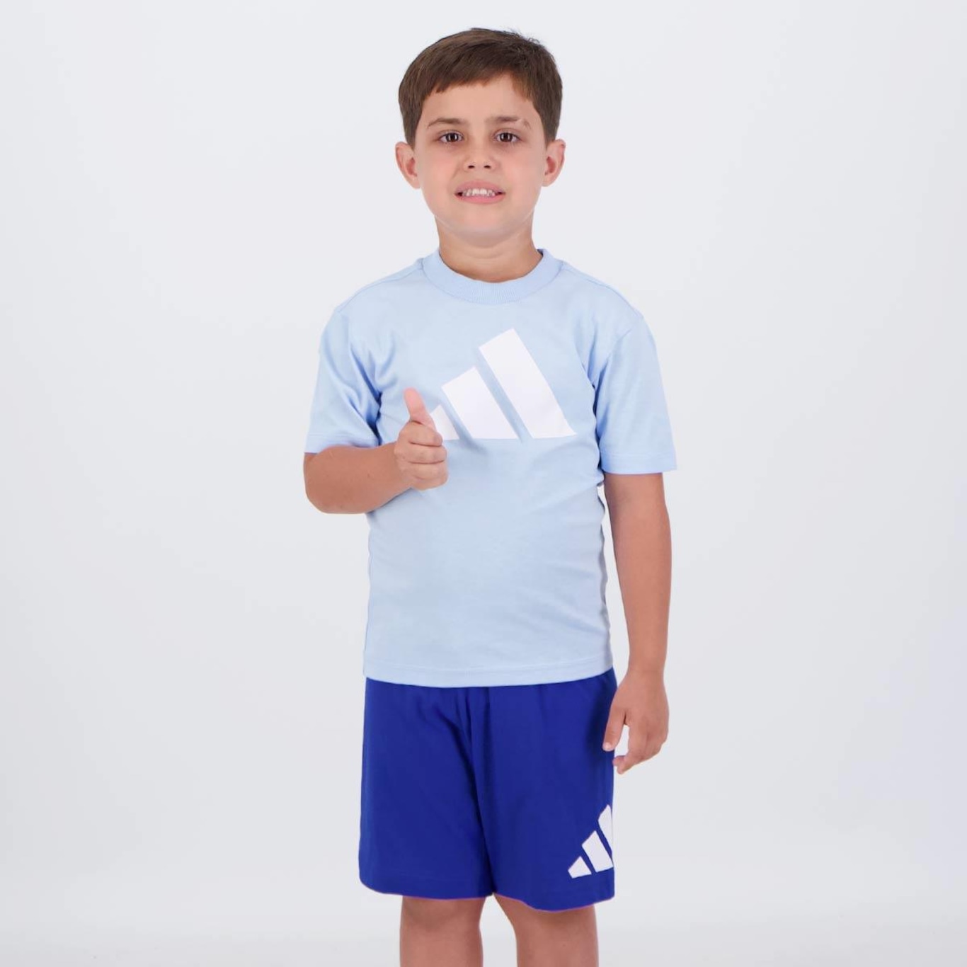 Conjunto adidas Big Logo com Camiseta + Bermuda - Infantil - Foto 2