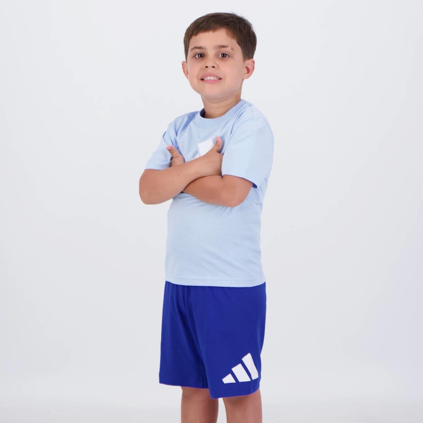 Conjunto adidas Big Logo com Camiseta + Bermuda - Infantil - Foto 4