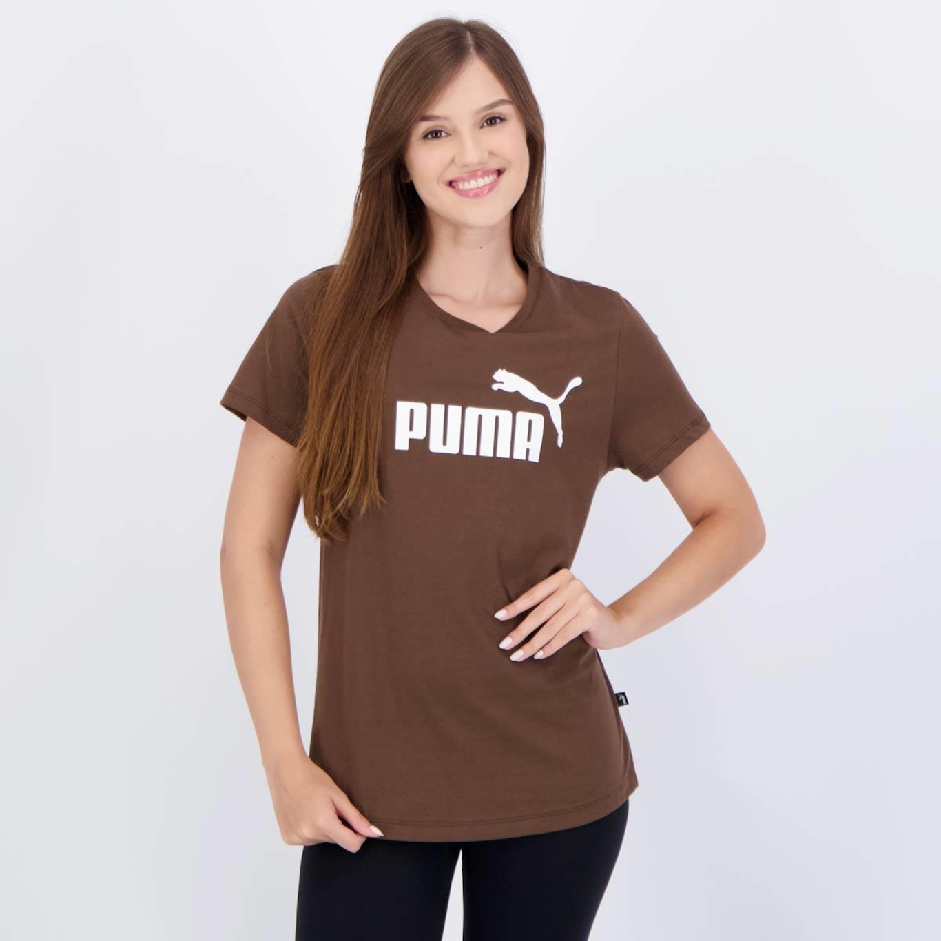 Camiseta Puma Ess Logo Tee - Feminina - Foto 1