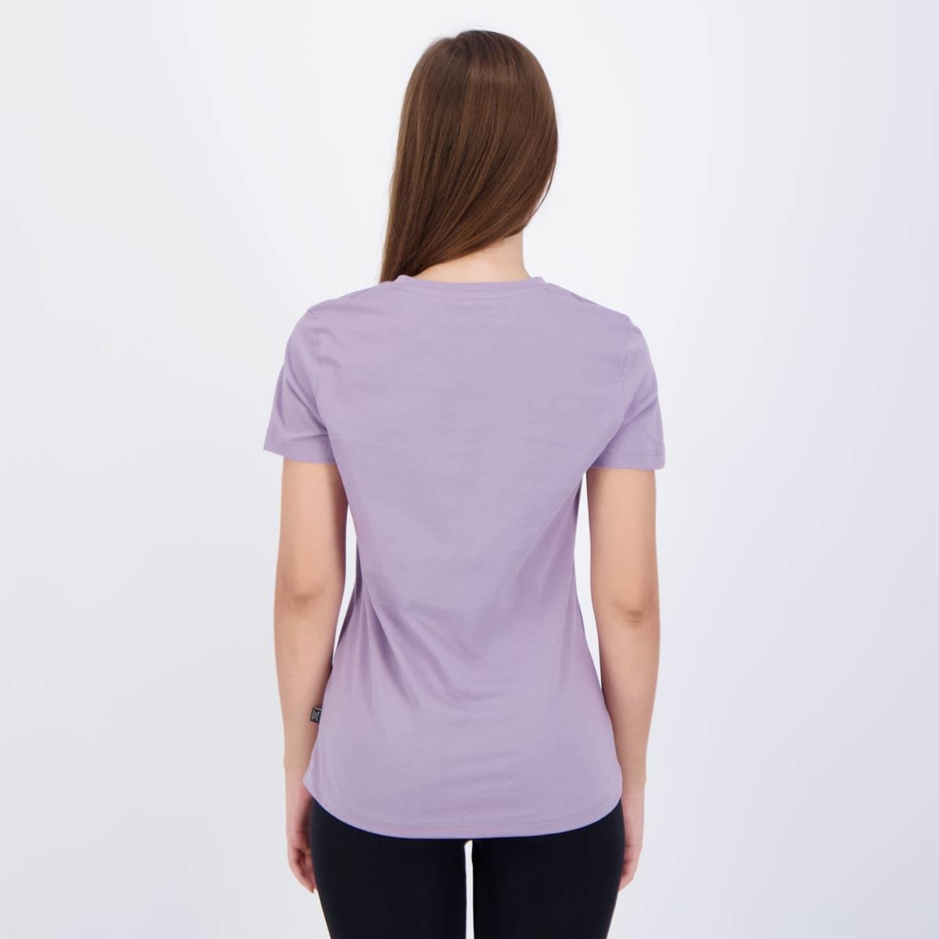 Camiseta Puma Ess Logo Tee - Feminina - Foto 4