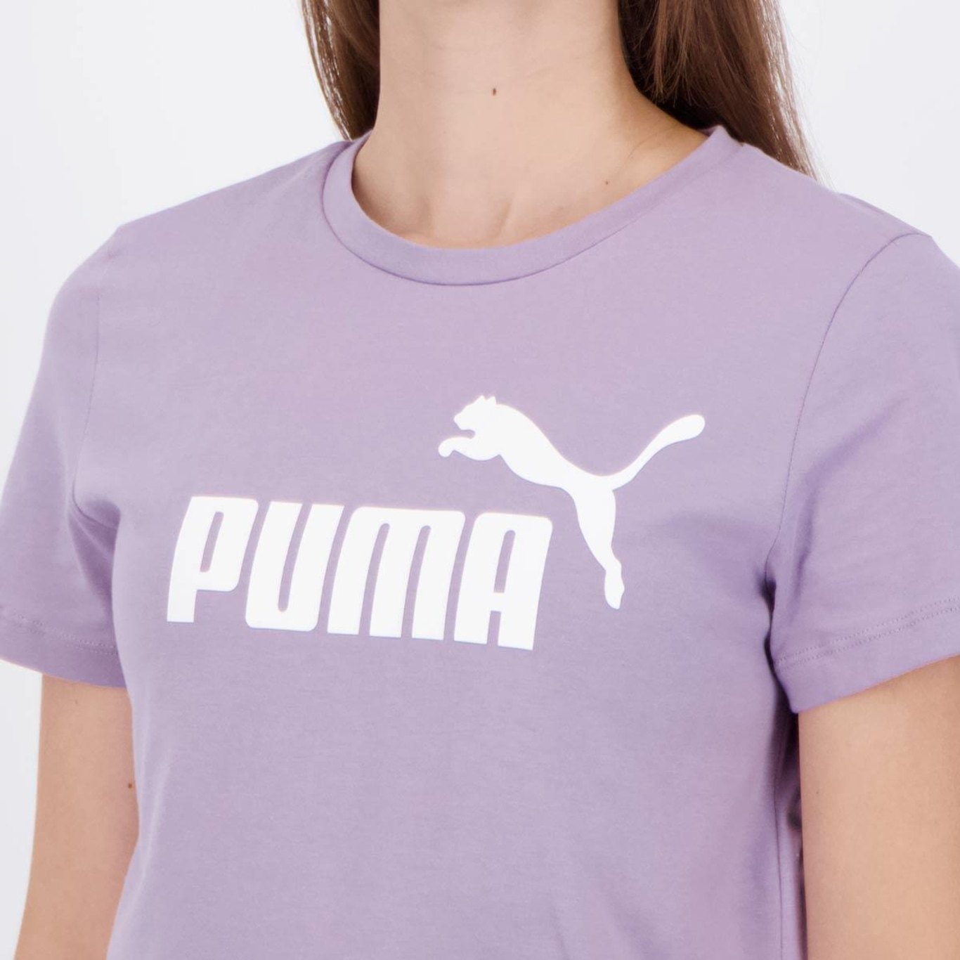 Camiseta Puma Ess Logo Tee - Feminina - Foto 5