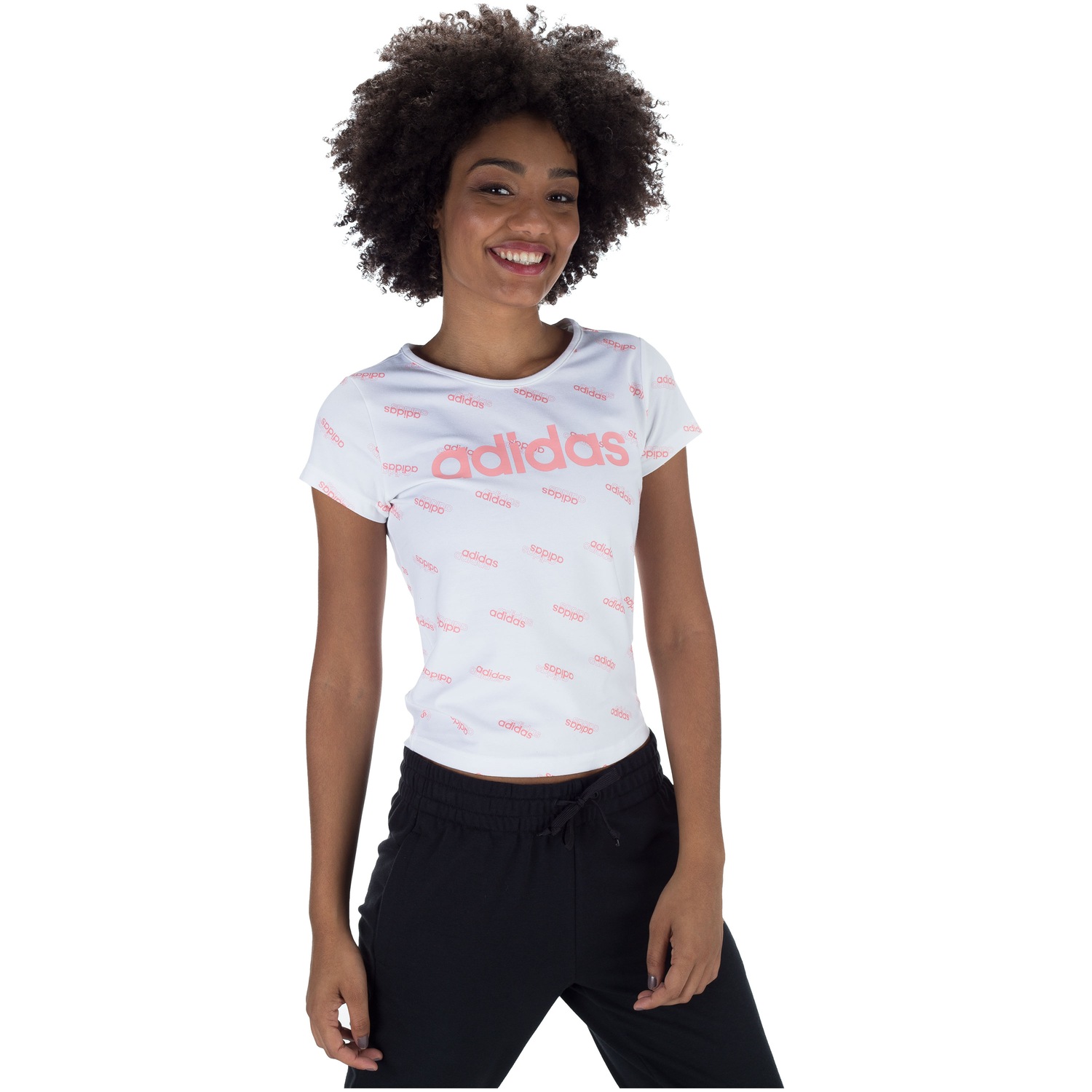 Camiseta adidas Fav - Feminina - Foto 2