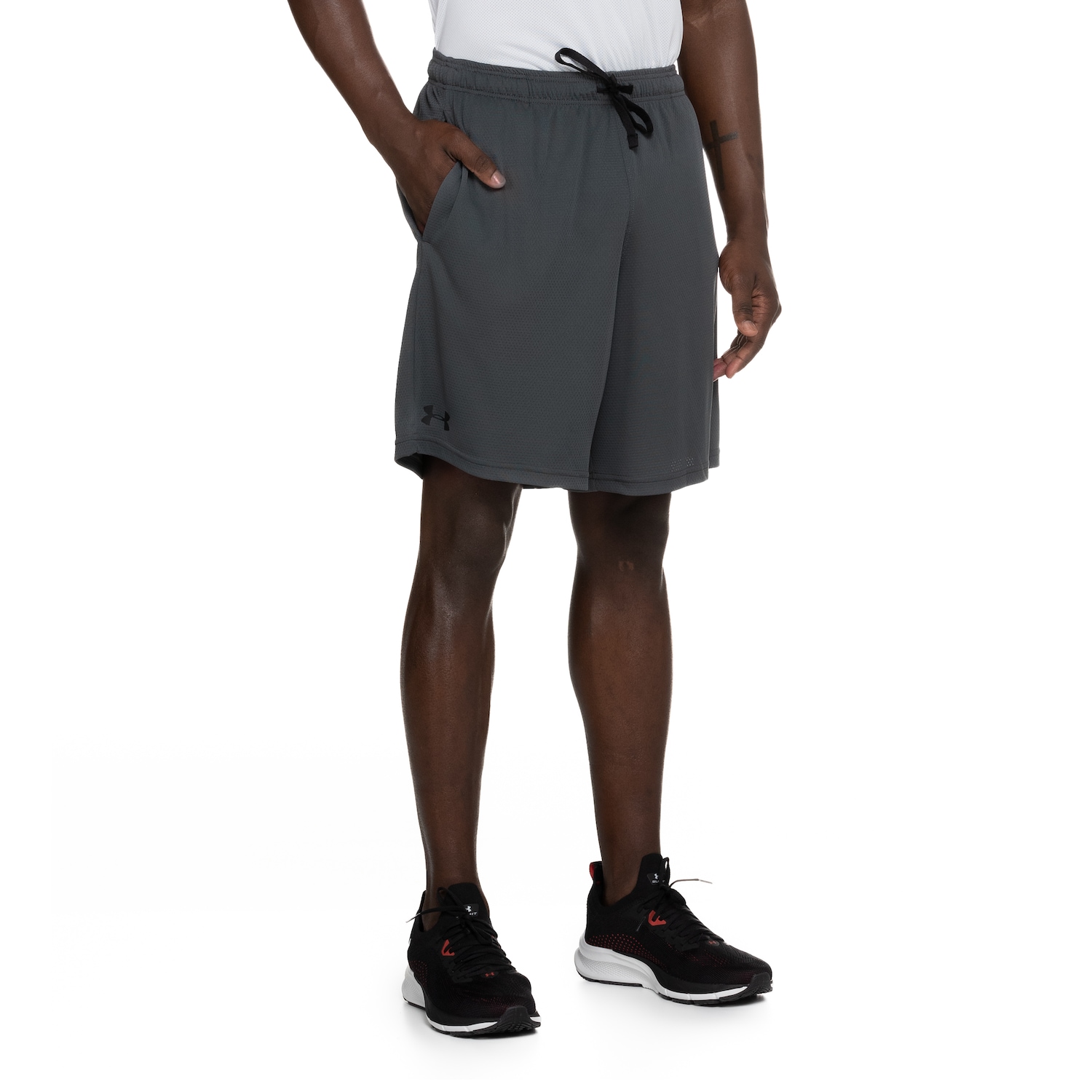 Bermuda Under Armour Tech Mesh - Masculina - Foto 2