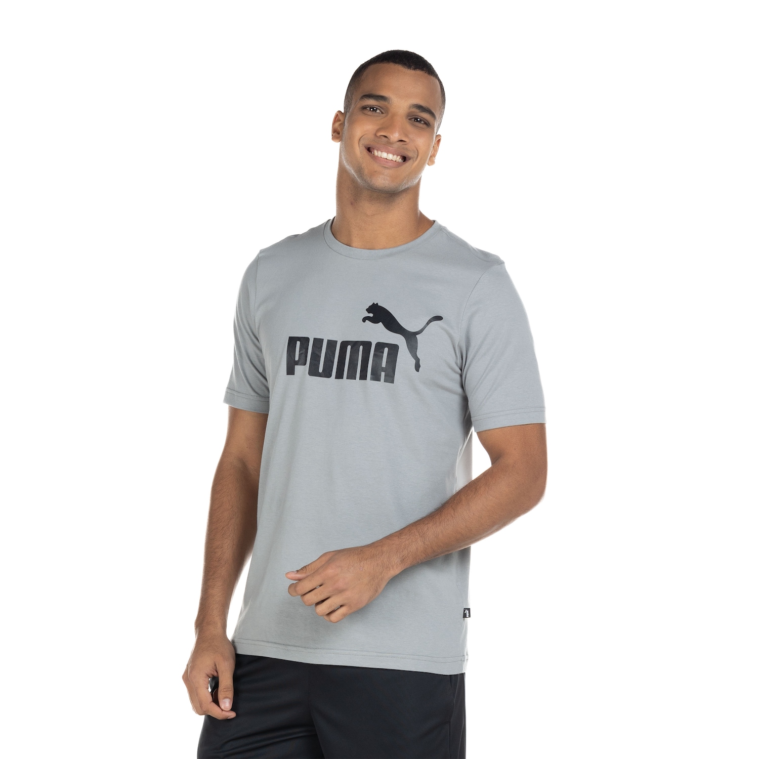 Camiseta Puma Manga Curta Essentials Logo - Masculina - Foto 2