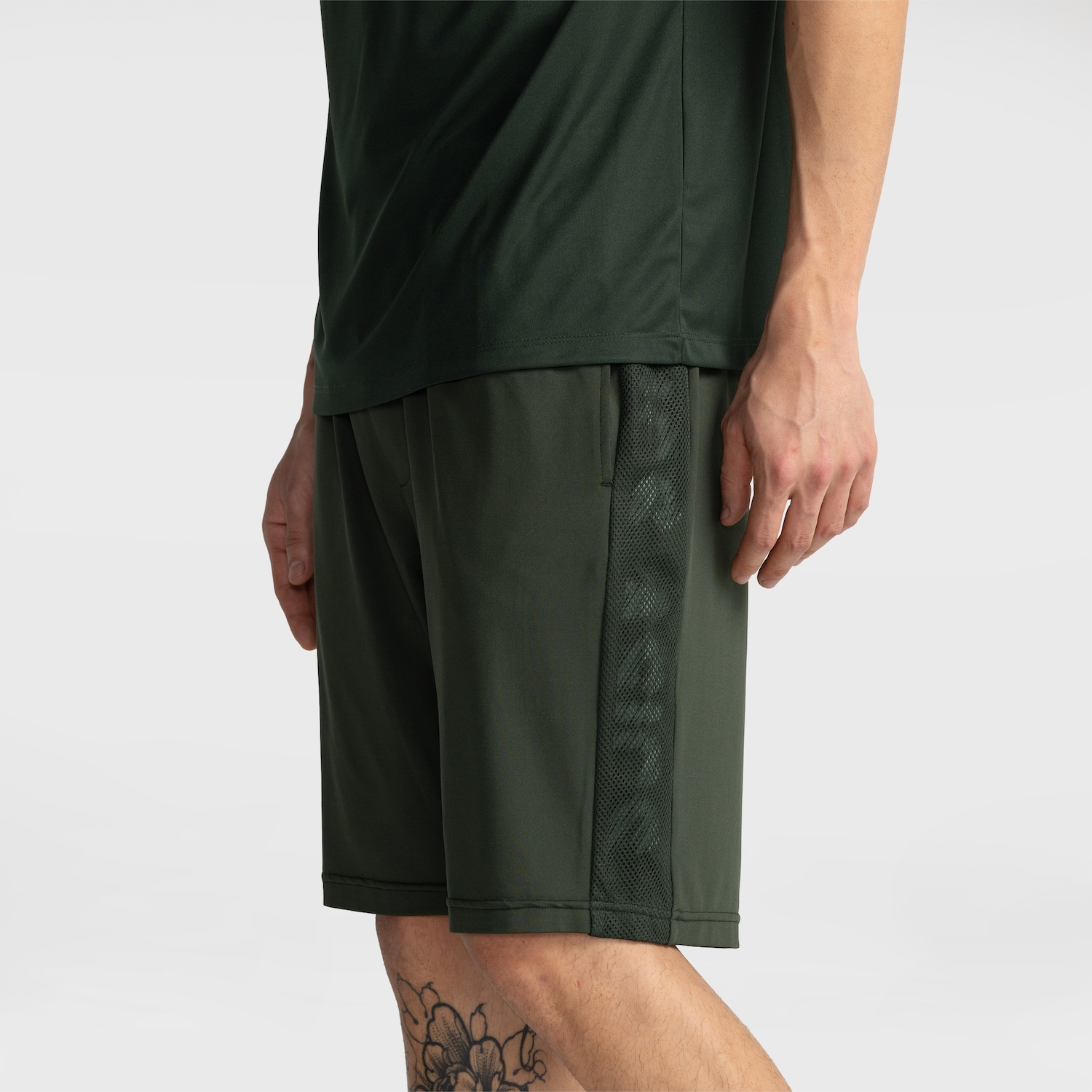Bermuda Masculina ASICS Malha Mesh - Foto 1