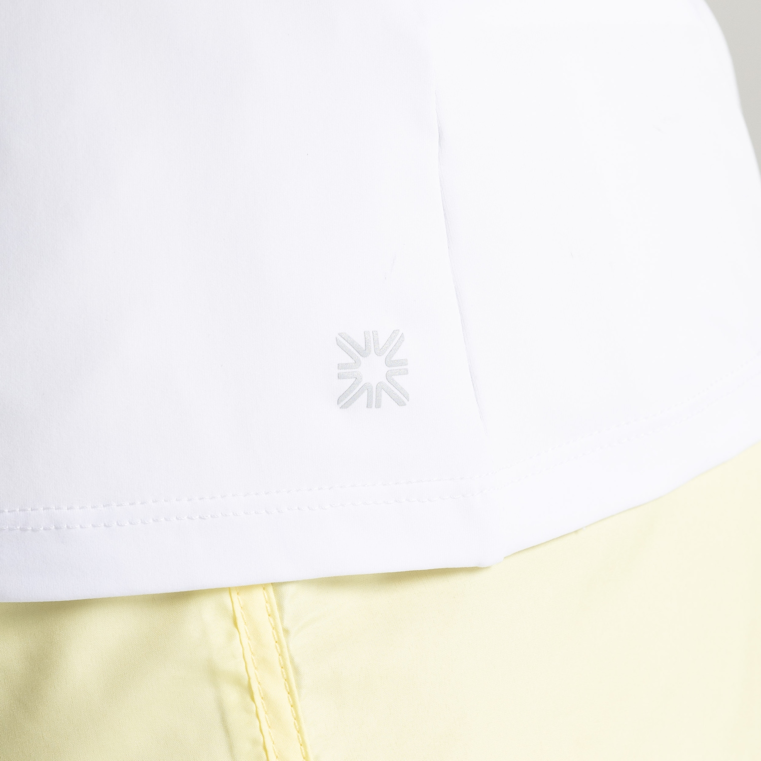 Camiseta Uv Line Manga Longa com Proteção Solar Slim - Feminina - Foto 4