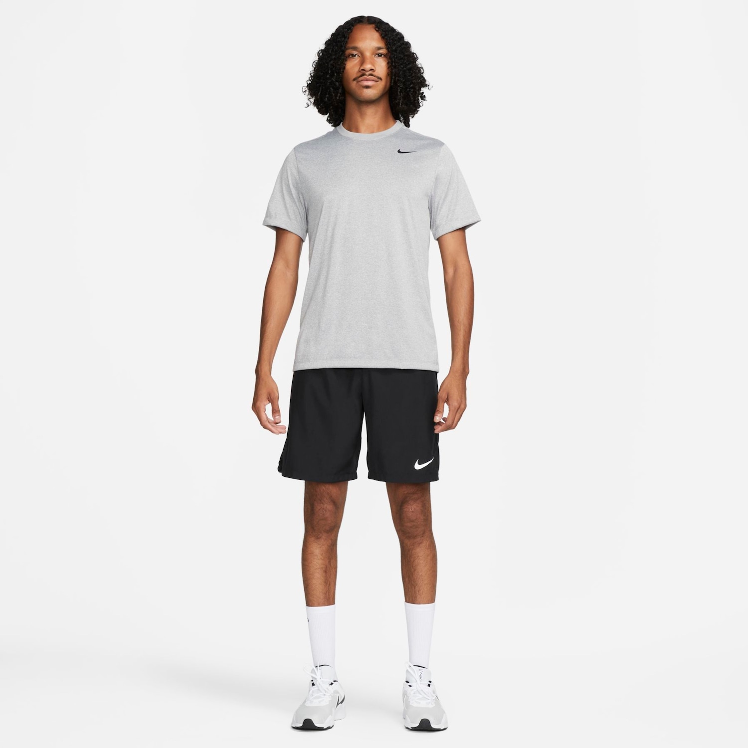 Camiseta Nike Dri-FIT Legend - Masculina - Foto 3