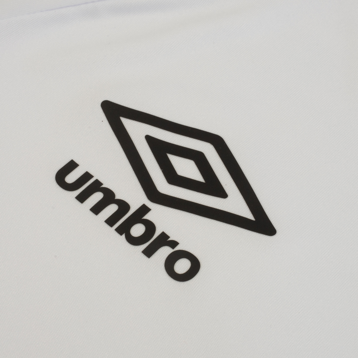 Camiseta Masculina Umbro Manga Curta Tradicional Tape - Foto 3