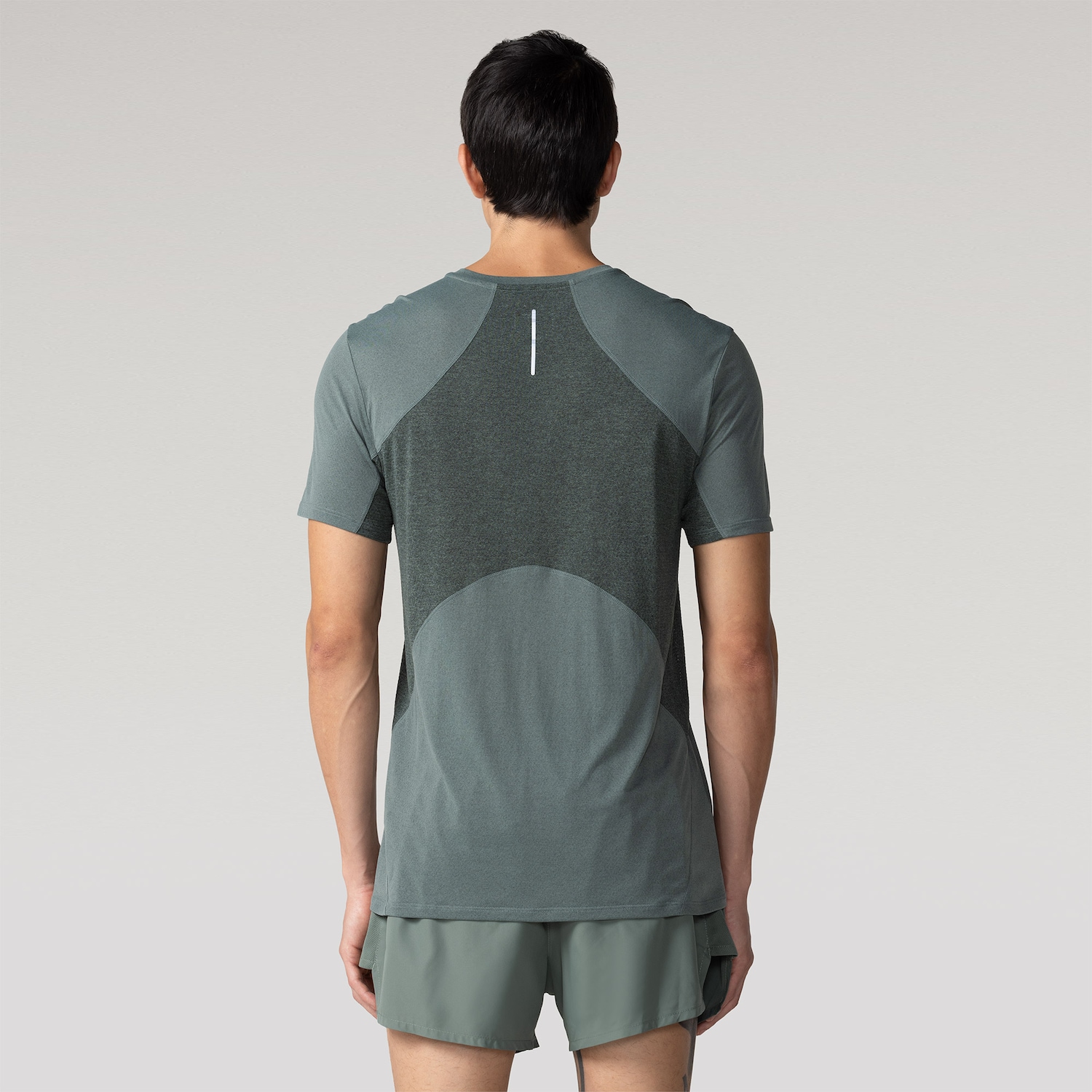 Camiseta Masculina ASICS Manga Curta Respirável de Secagem Rápida Refletiva Mescla - Foto 2