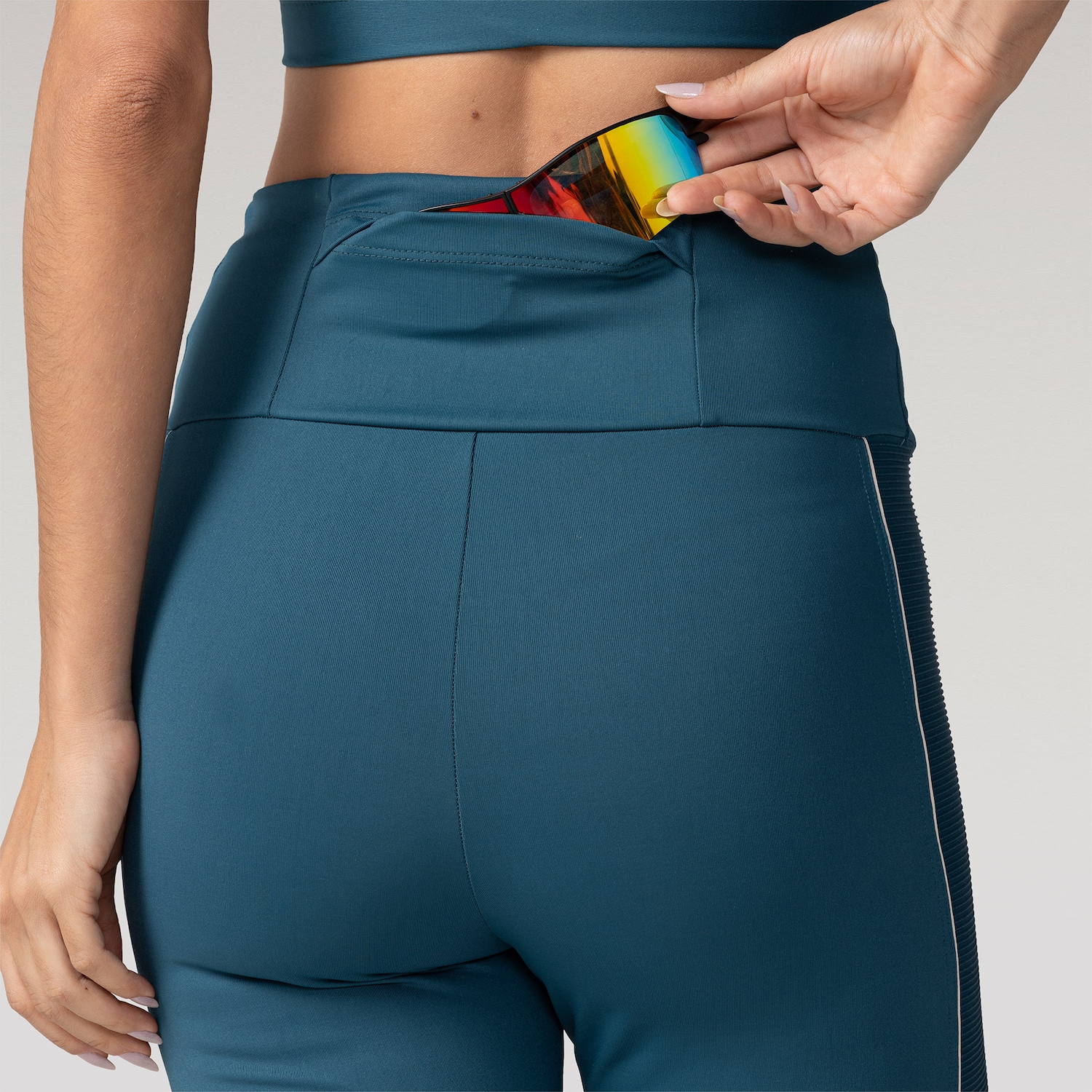 Calça Legging Feminina Oxer Textura New Média Compressão Cós Médio - Foto 4
