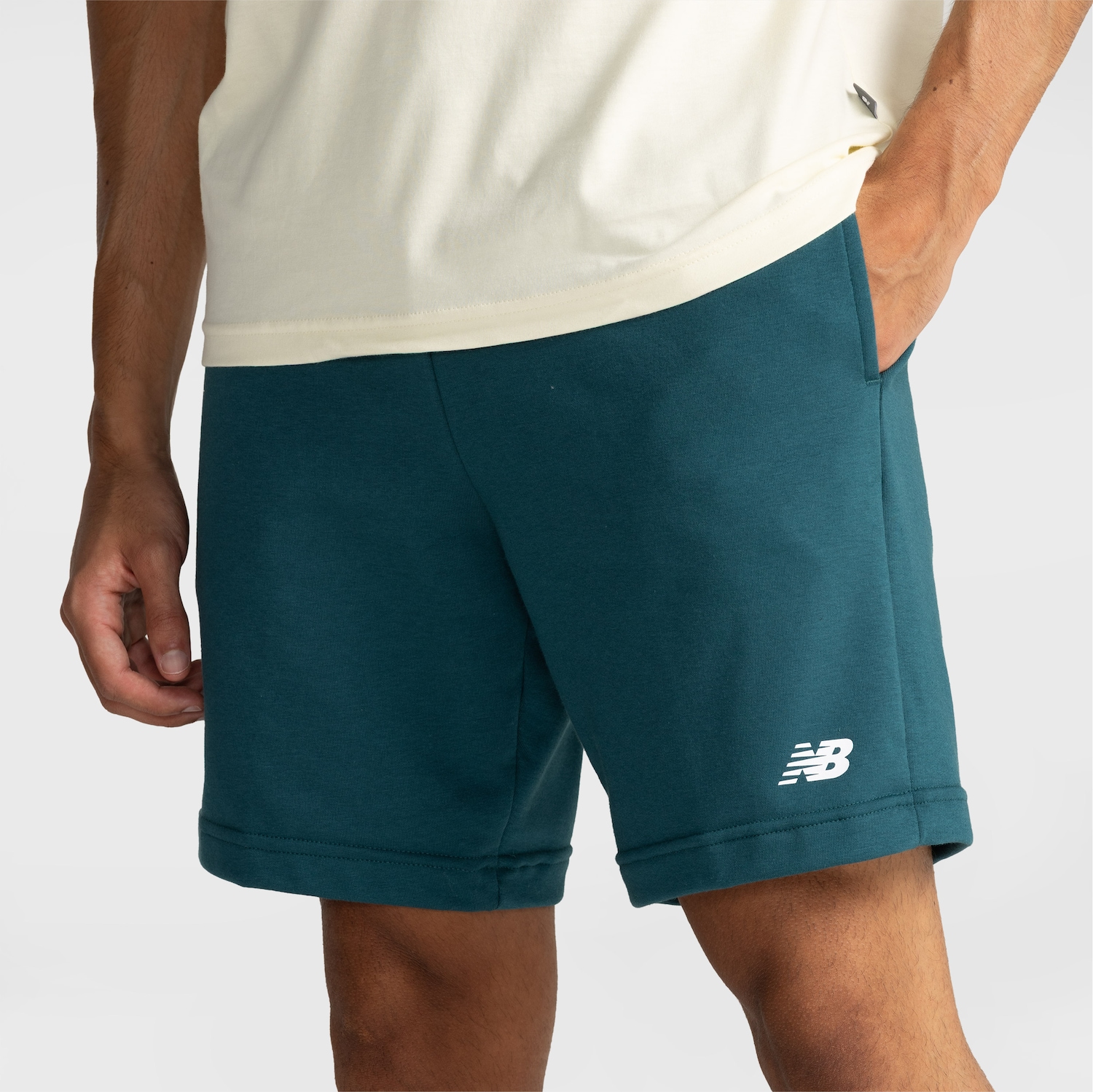 Bermuda Masculina New Balance Essentials - Foto 1
