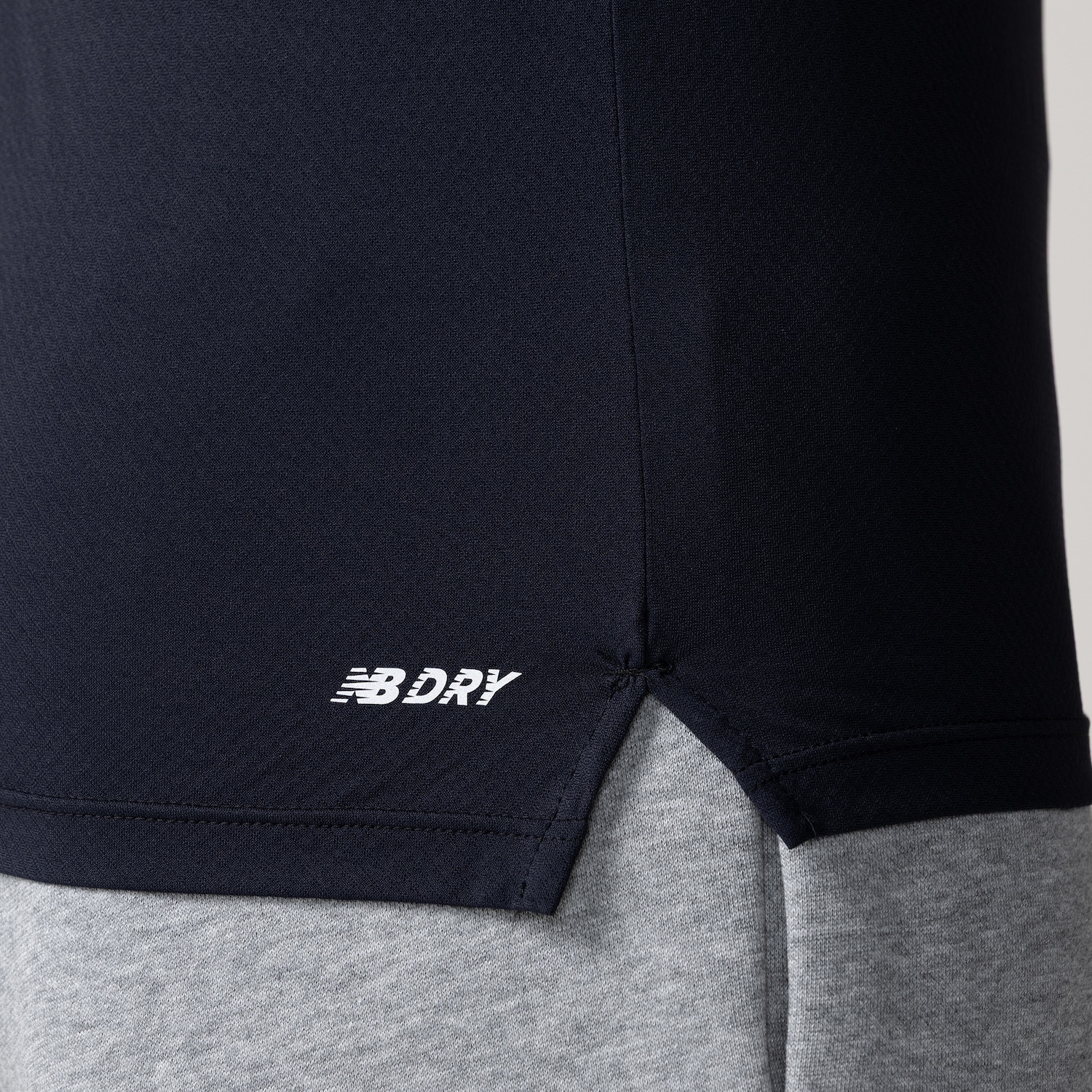 Camiseta Masculina New Balance Manga Curta Sport Essentials - Foto 4