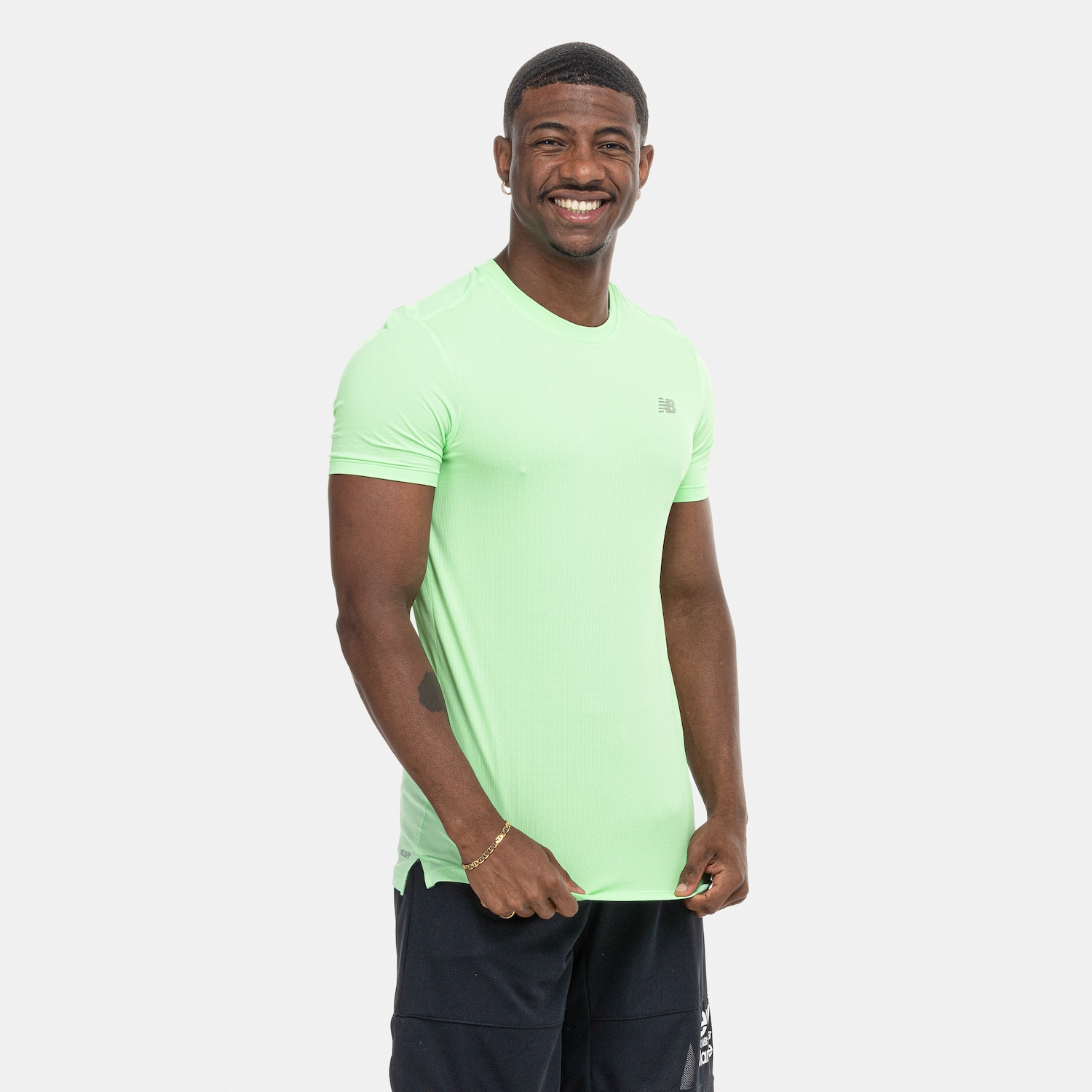Camiseta Masculina New Balance Manga Curta Sport Essentials - Foto 5