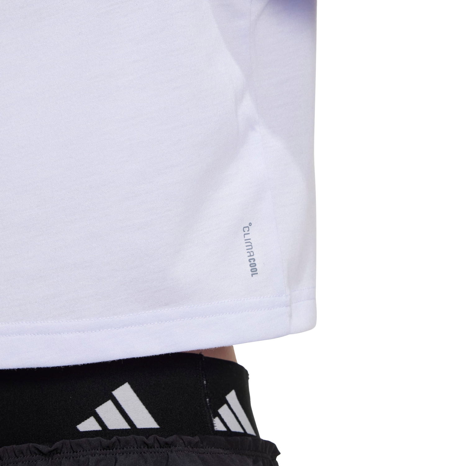 Camiseta adidas Manga Curta Essentials Feminina - Foto 4