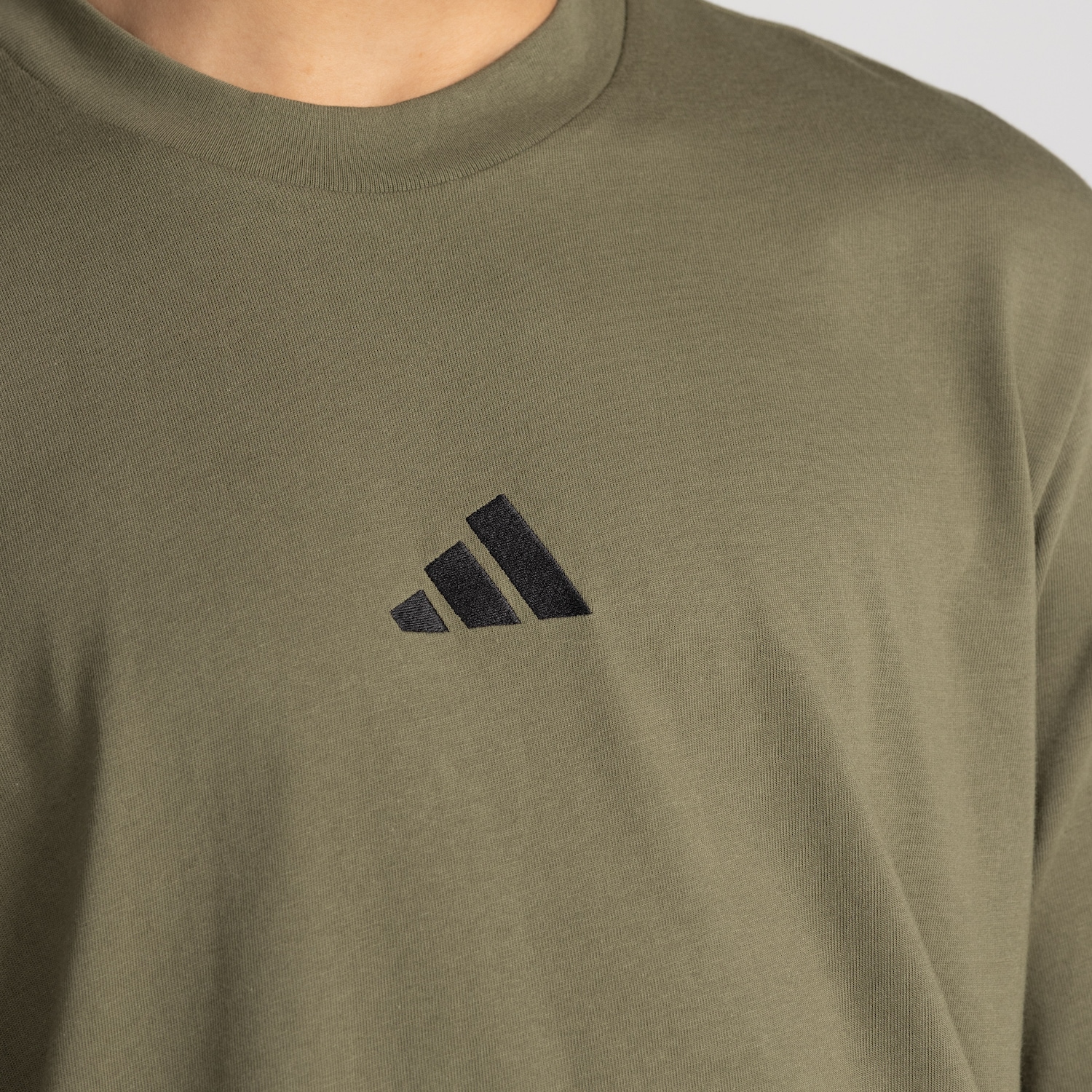 Camiseta Masculina adidas Manga Curta 3 Stripes - Foto 4