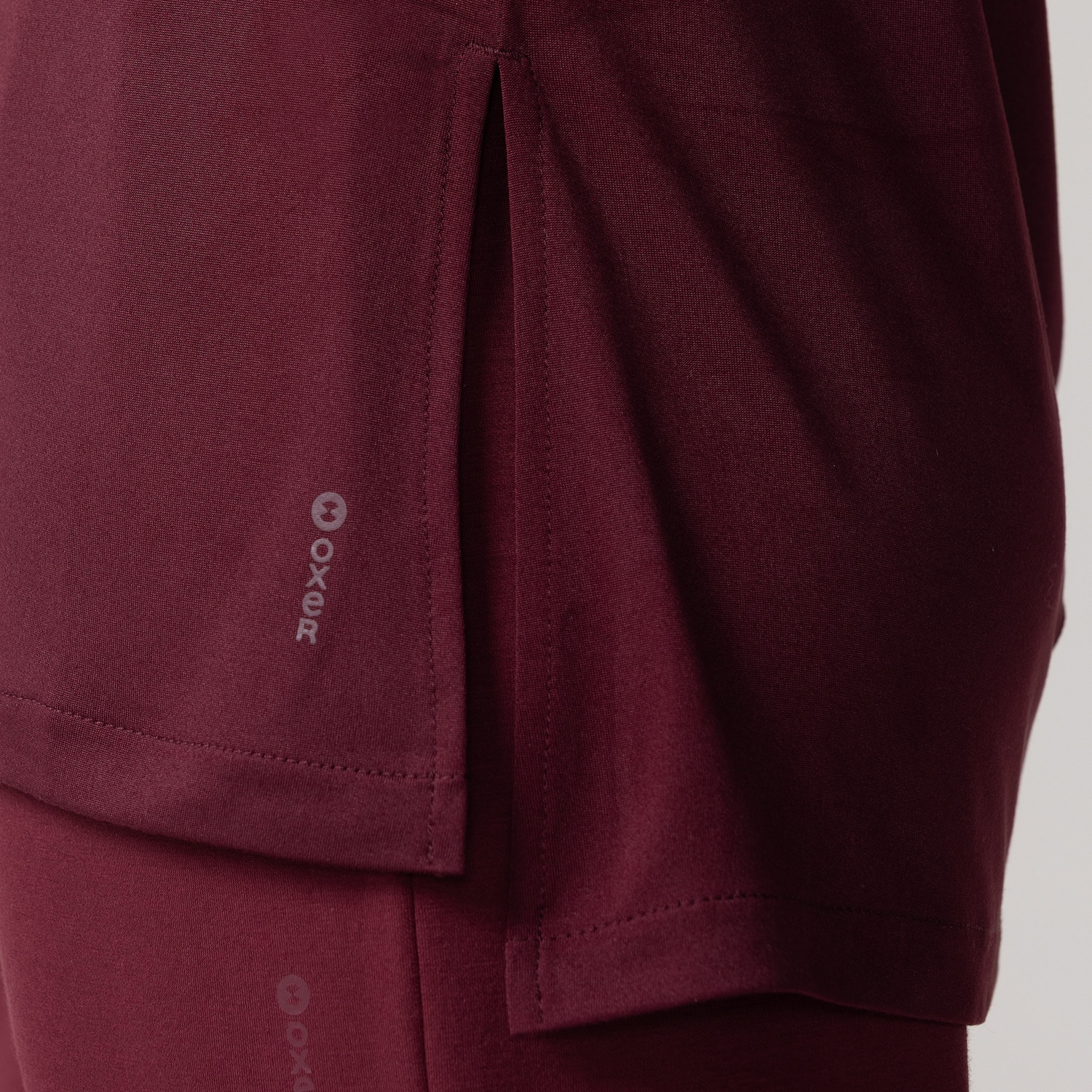 Camiseta Oxer Regulção Térmica Com Abertura Lateral Feminina - Foto 4