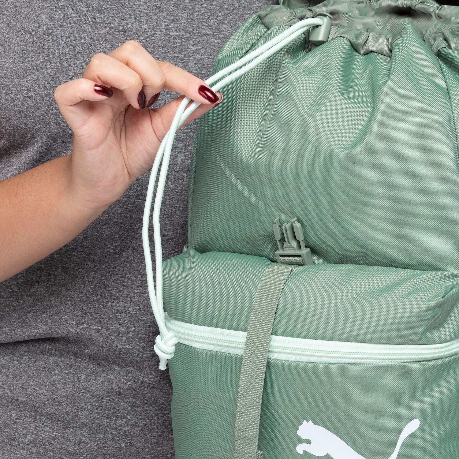 Mochila Puma Phase Hooded Backpack 25 Litros - Foto 4