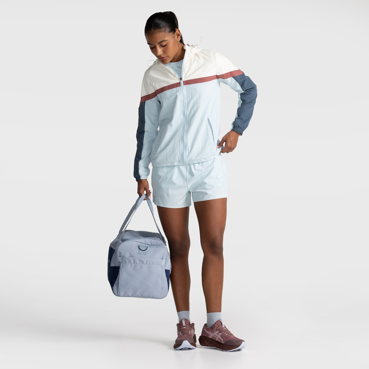 Jaqueta Feminina Recortes Forro Plana ASICS - Foto 3
