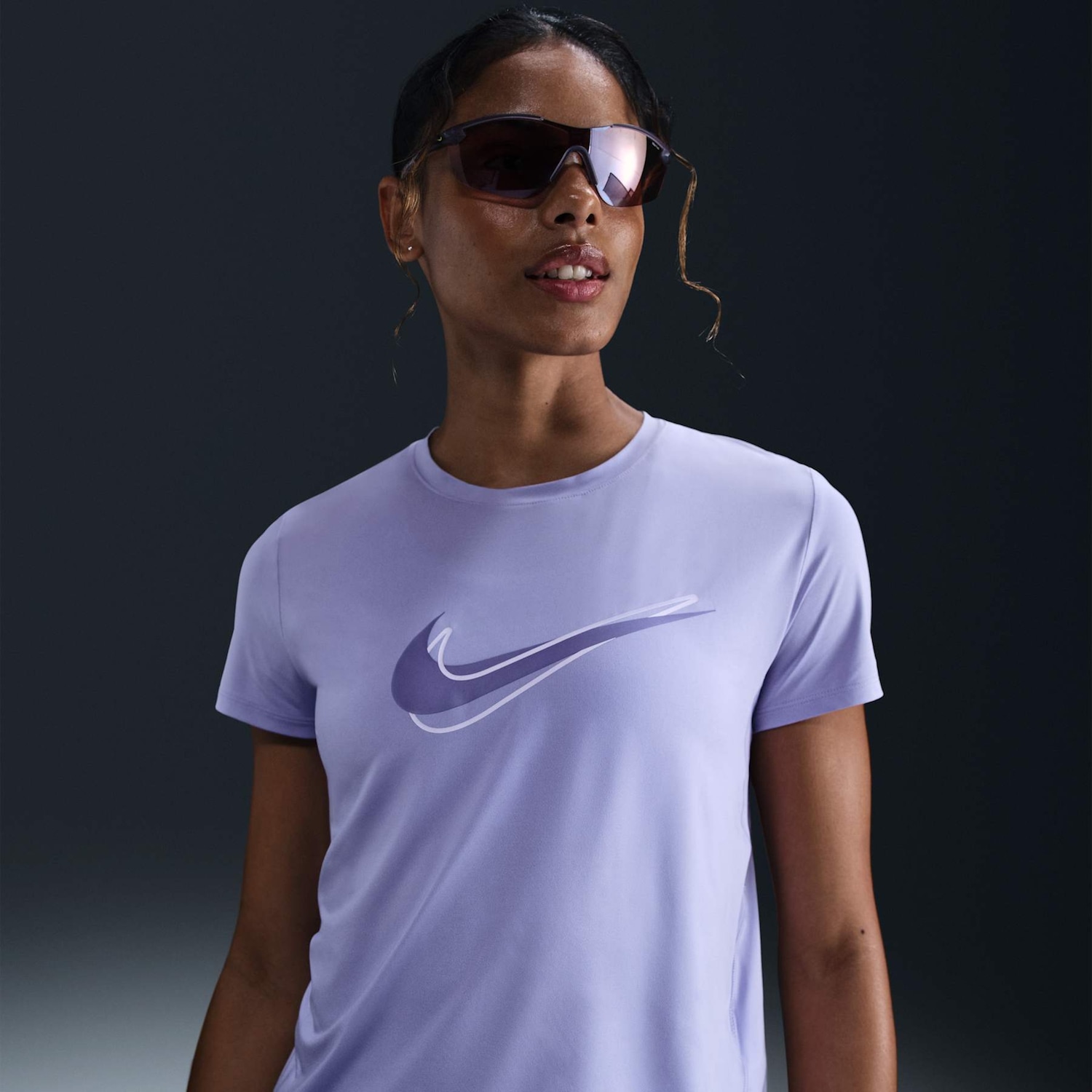 Camiseta Feminina Nike Manga Curta One Swsh HBR - Foto 2
