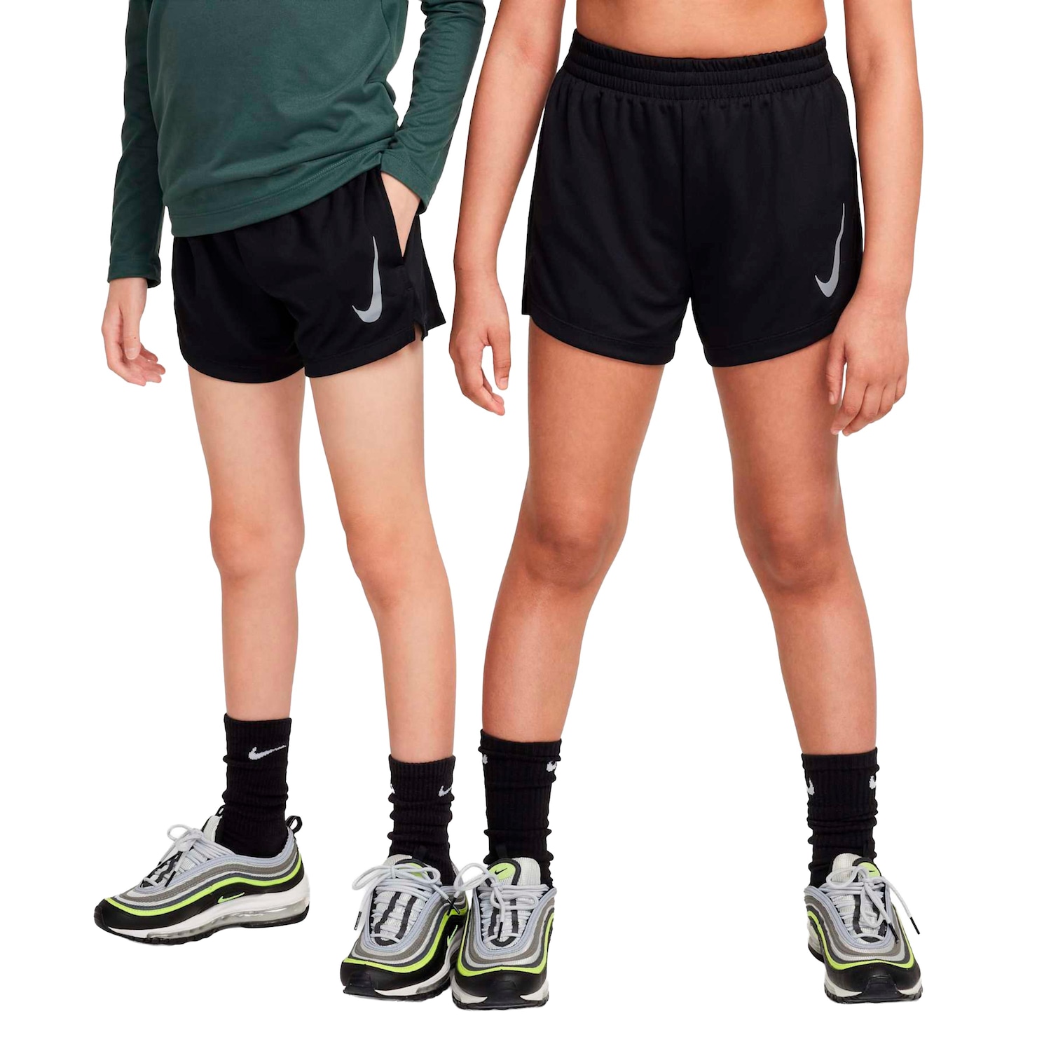Bermuda Juvenil Nike Dri-FIT Split - Foto 1
