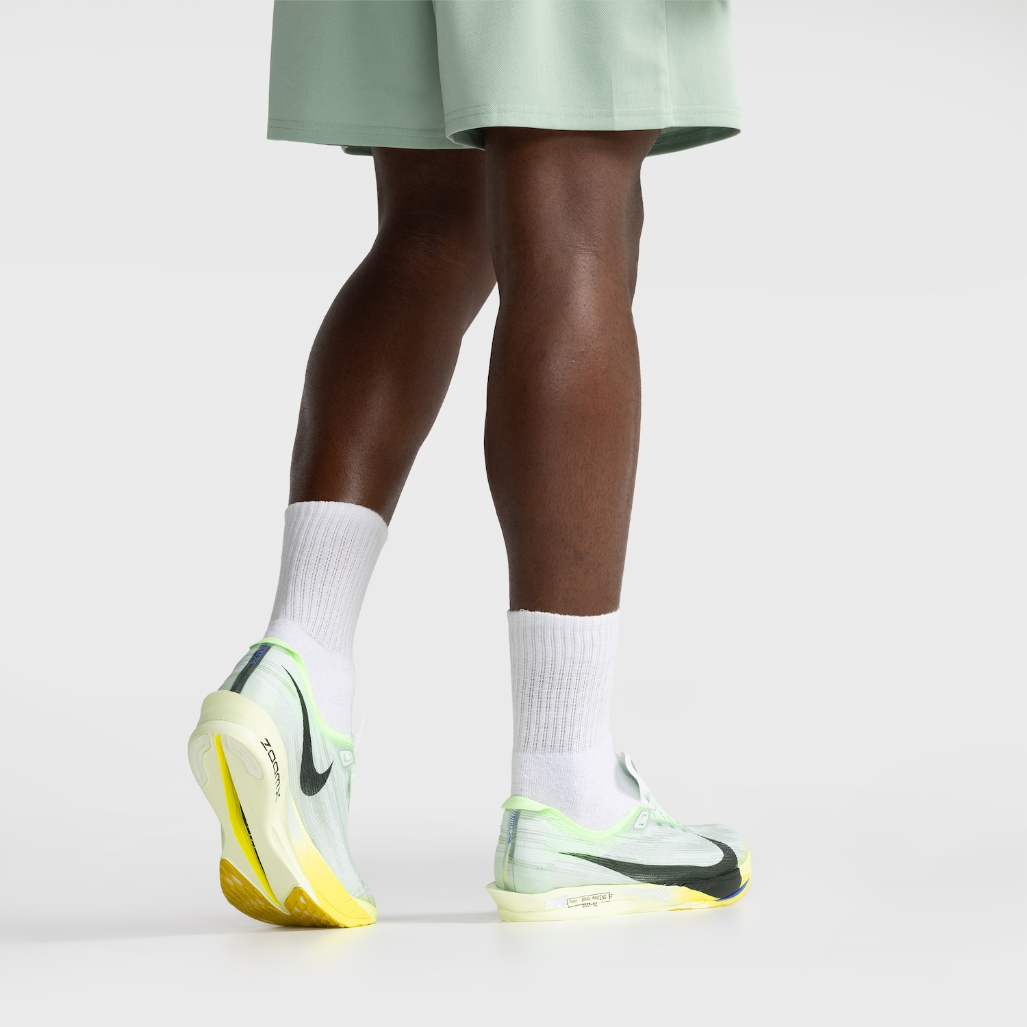Tênis Masculino Nike ZoomX Streakfly 2 - Foto 2