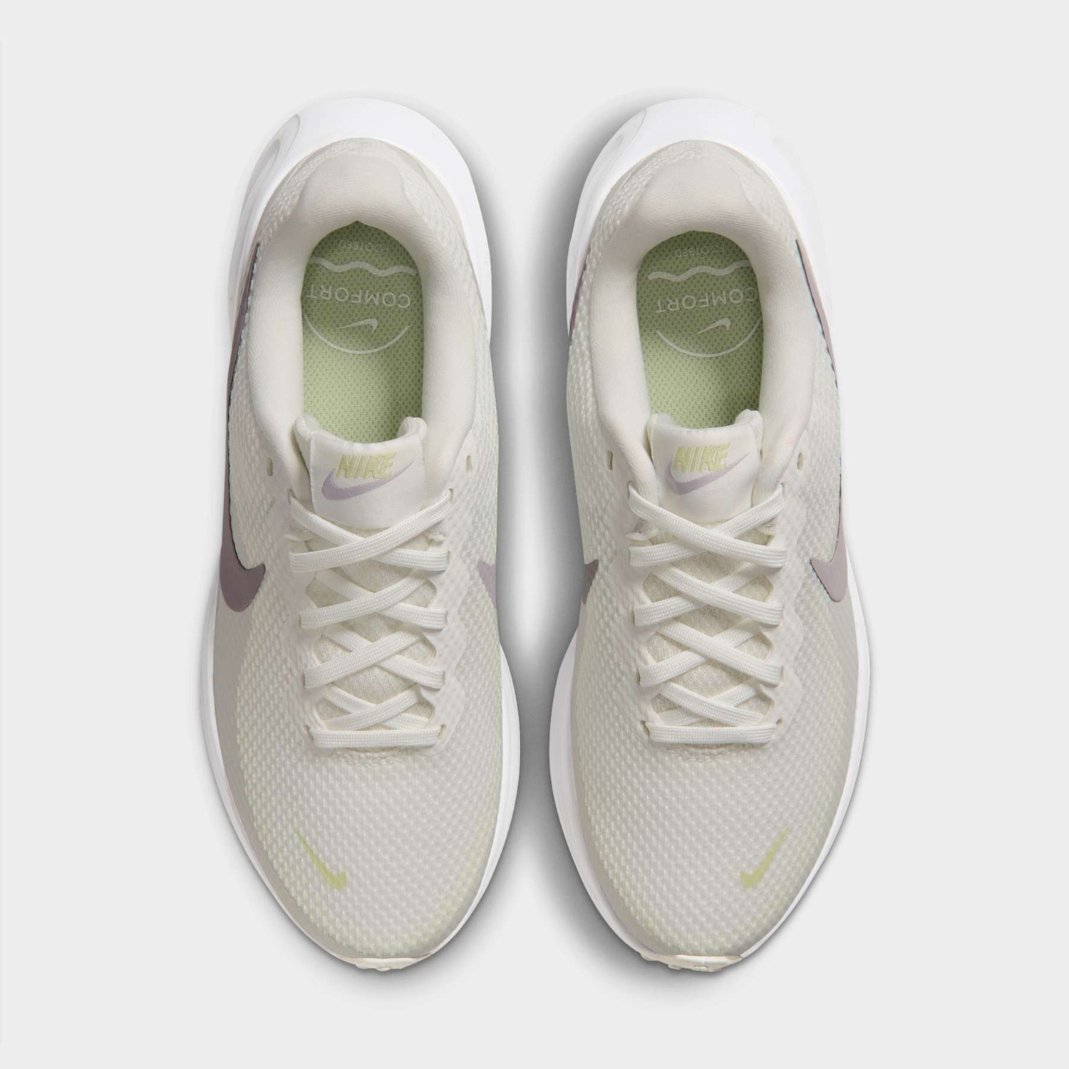 Tênis Feminino Nike Revolution 8 - Foto 4