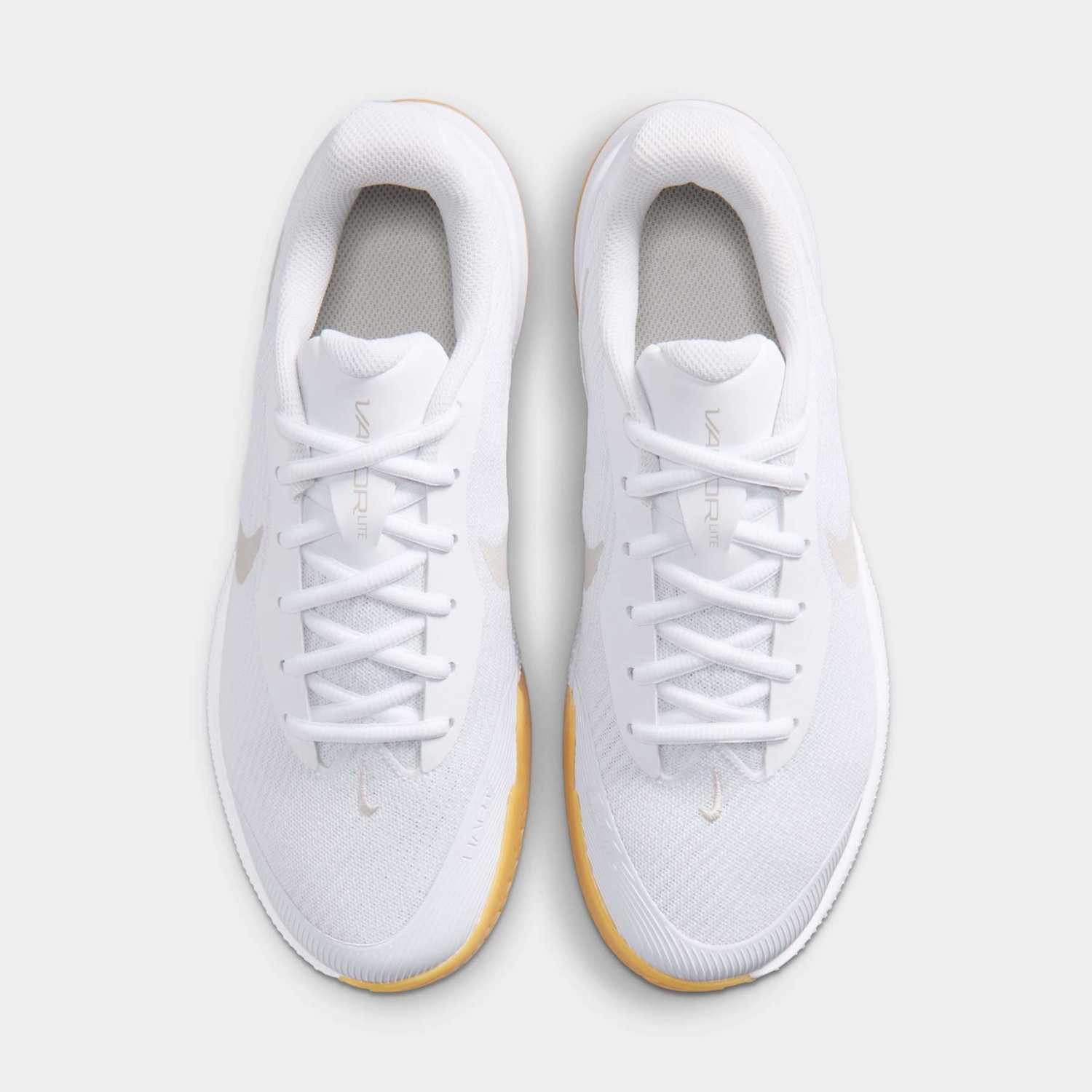 Tênis Nike Vapor Lite 3 HC - Feminino - Tennis - Foto 3