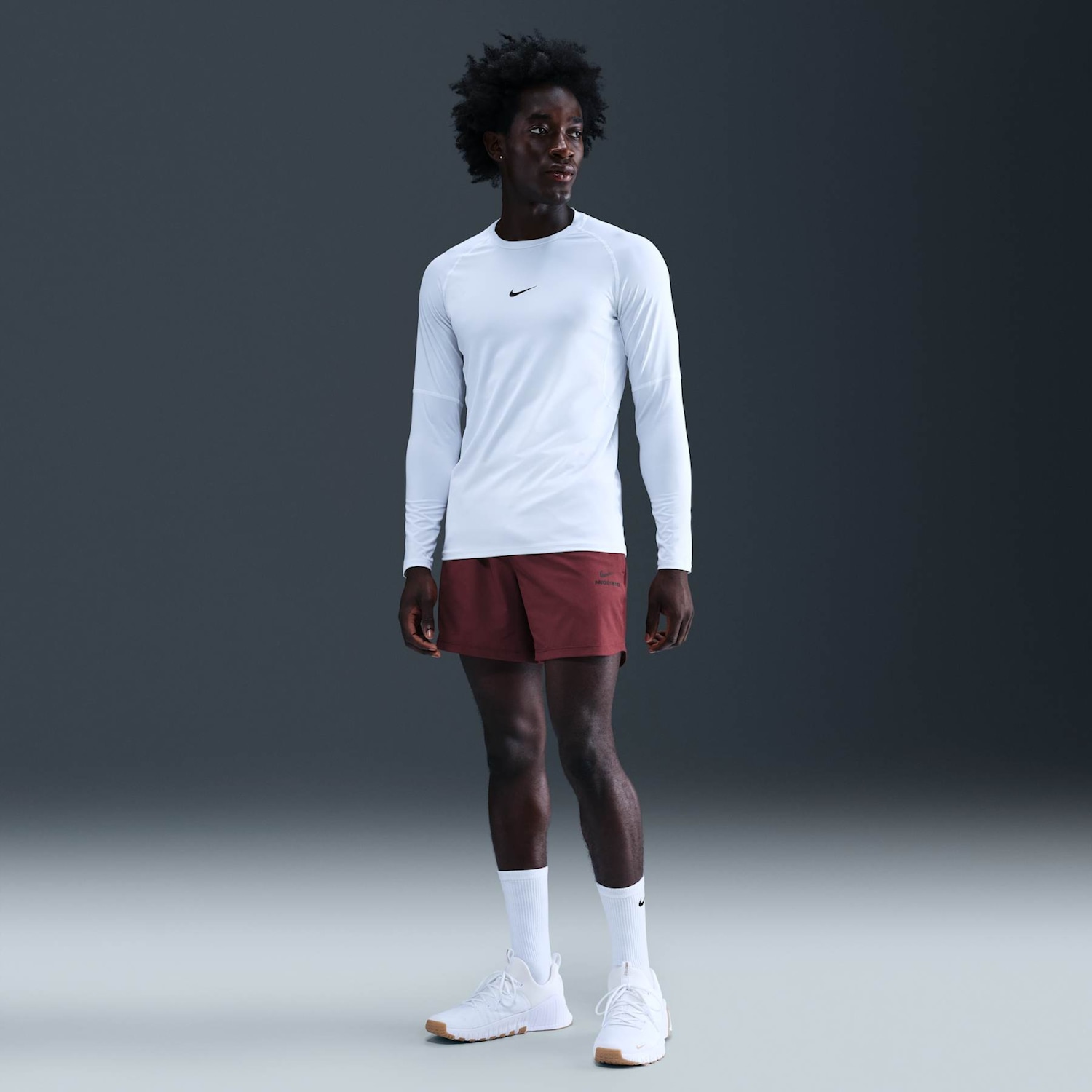 Bermuda Nike Pro Masculina - Foto 3
