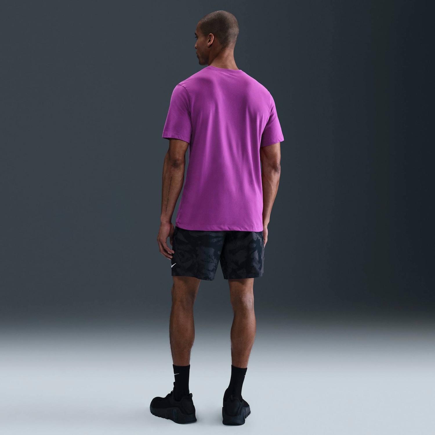 Camiseta Nike Pro Training Masculina - Foto 3