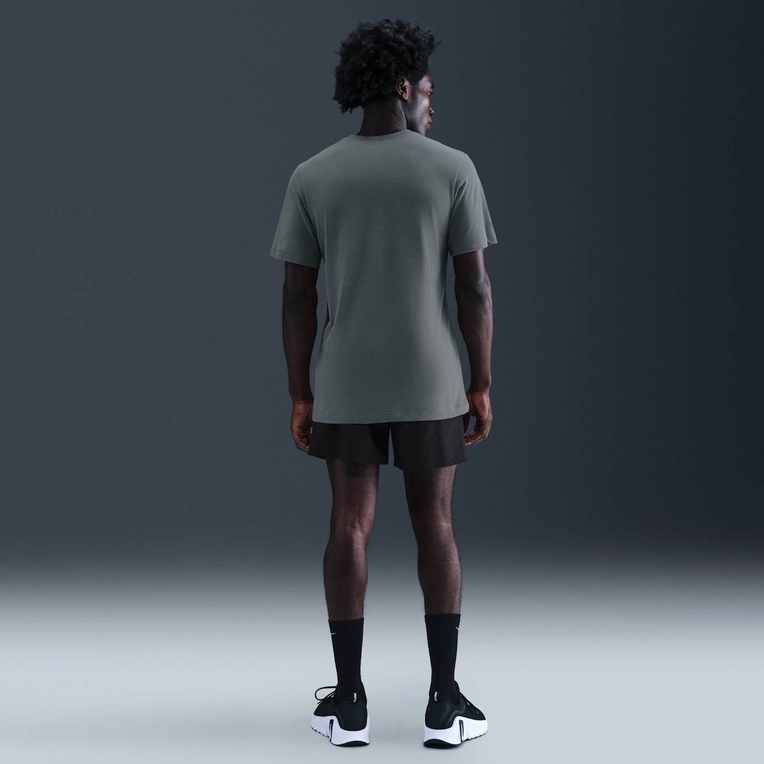 Camiseta Nike Pro Training Masculina - Foto 3
