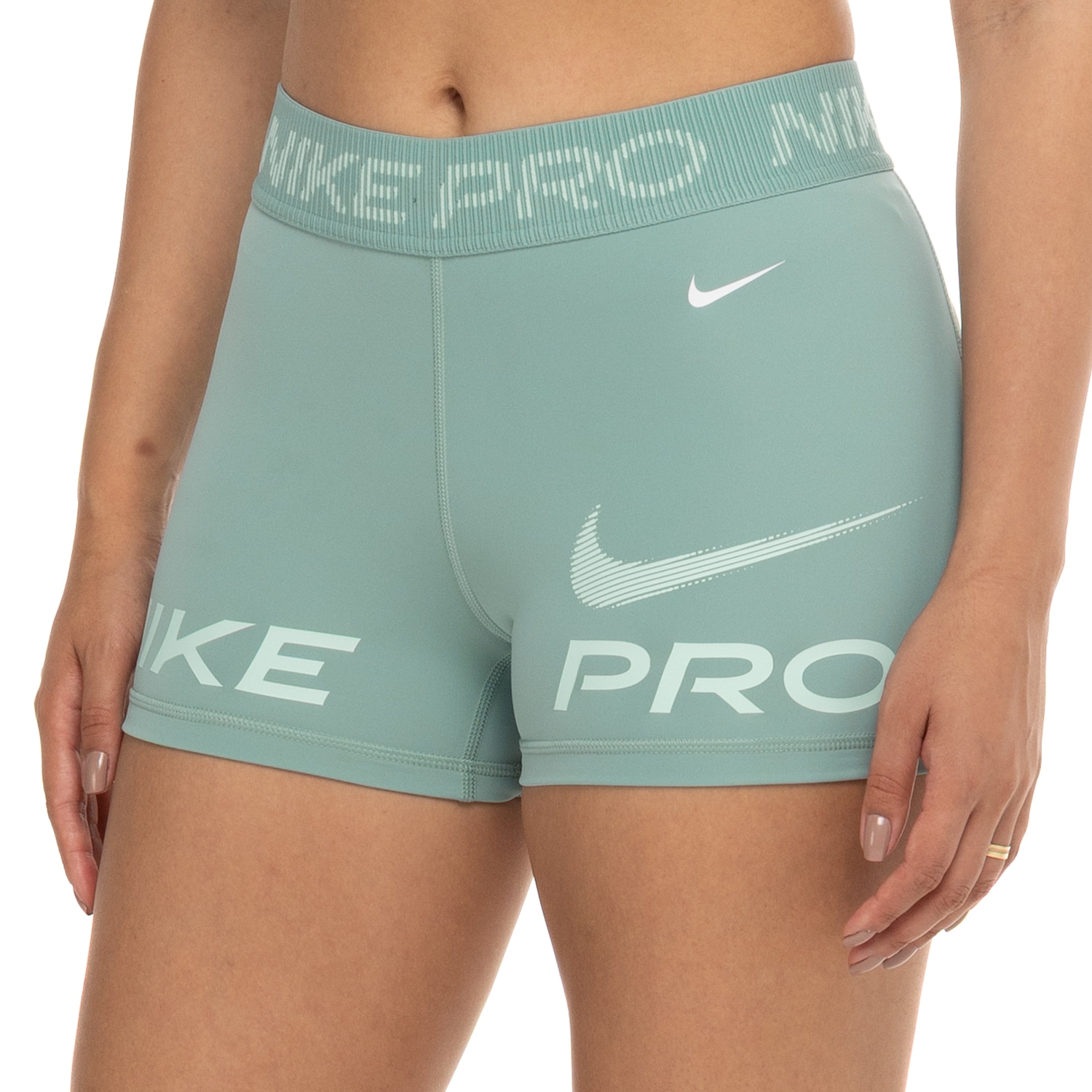 Bermuda Nike Pro 365 Feminino - Foto 2