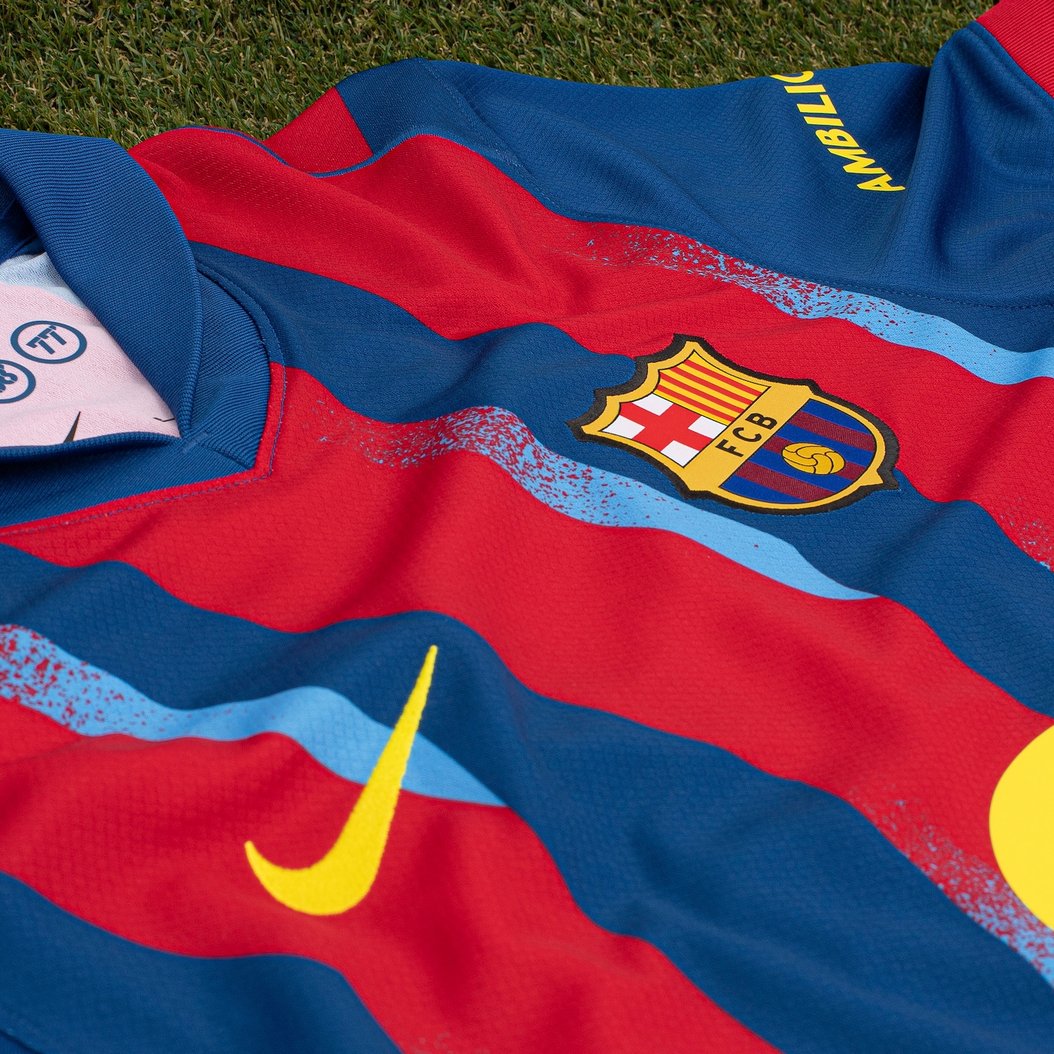 Camisa Barcelona IV 25/26 Torcedor Pro Nike Masculina - Foto 3