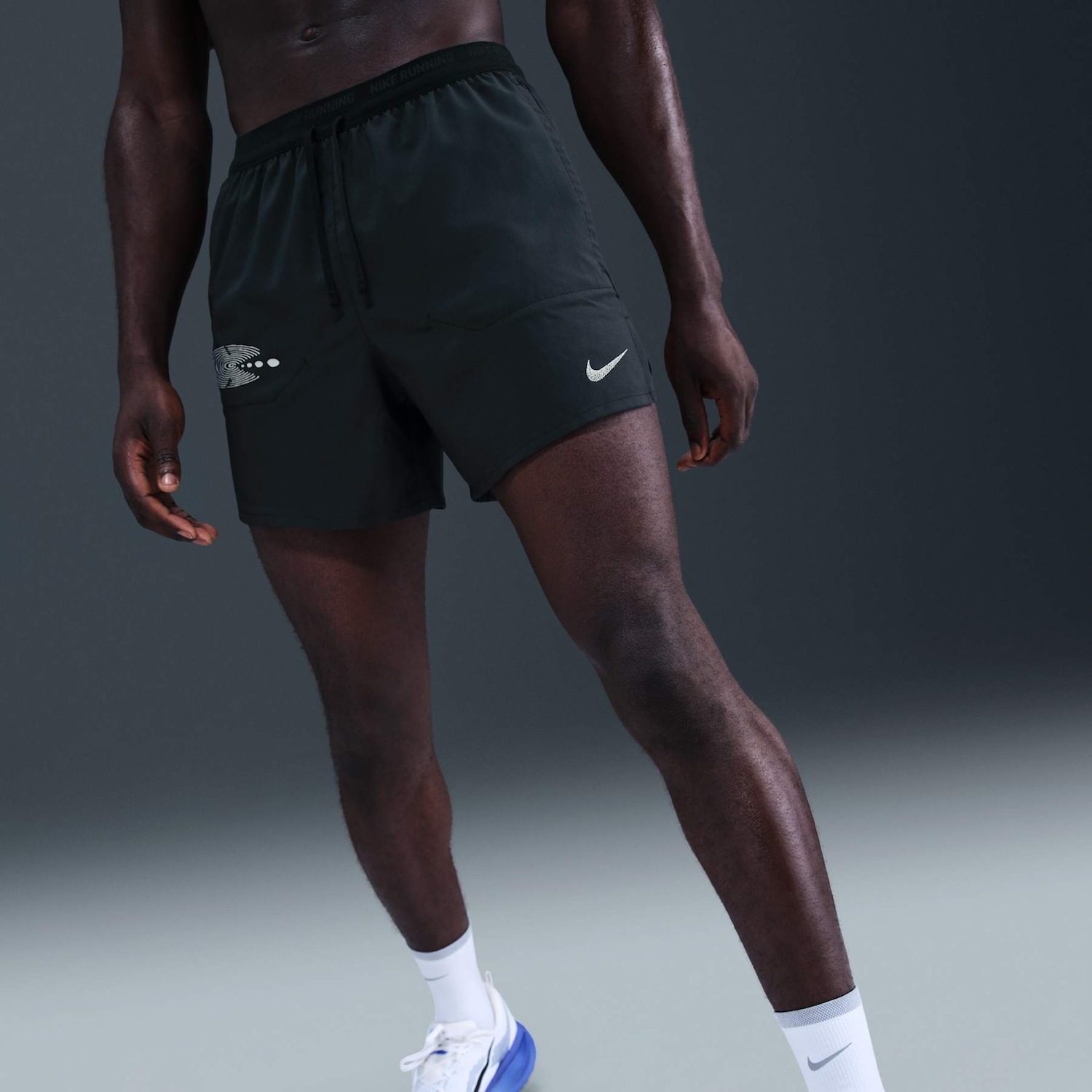 Shorts Nike Stride - Masculino - Foto 1
