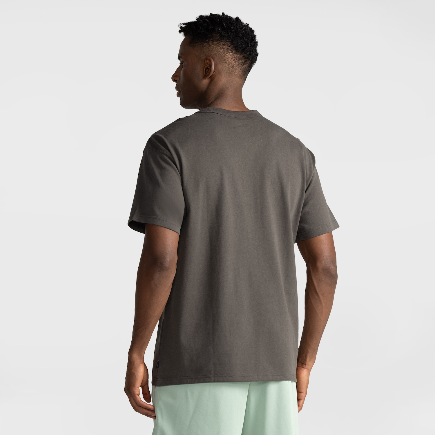 Camiseta Nike Sportswear Premium Essentials Masculina - Foto 2