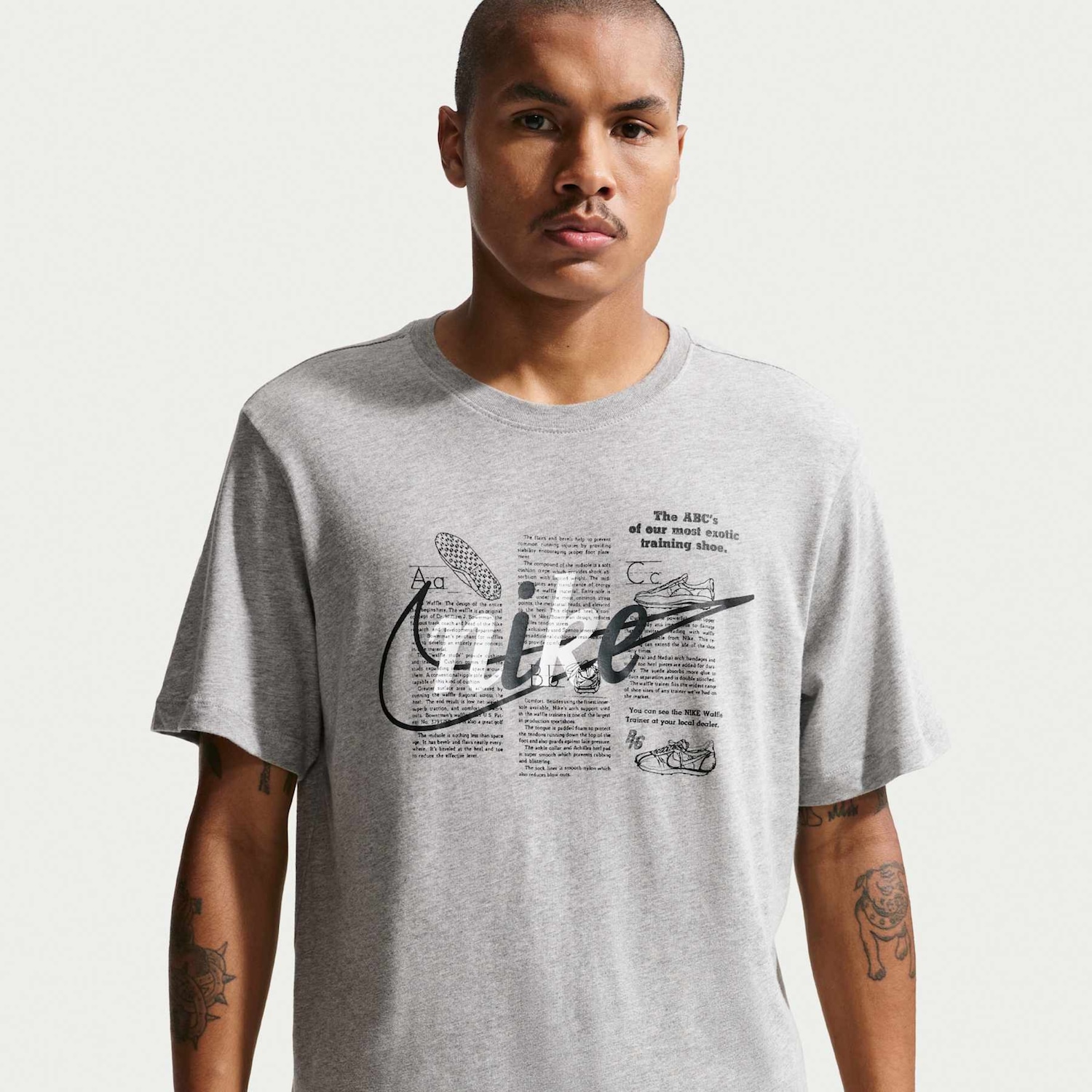 Camiseta Nike Sportswear Celebrate Masculina - Foto 1
