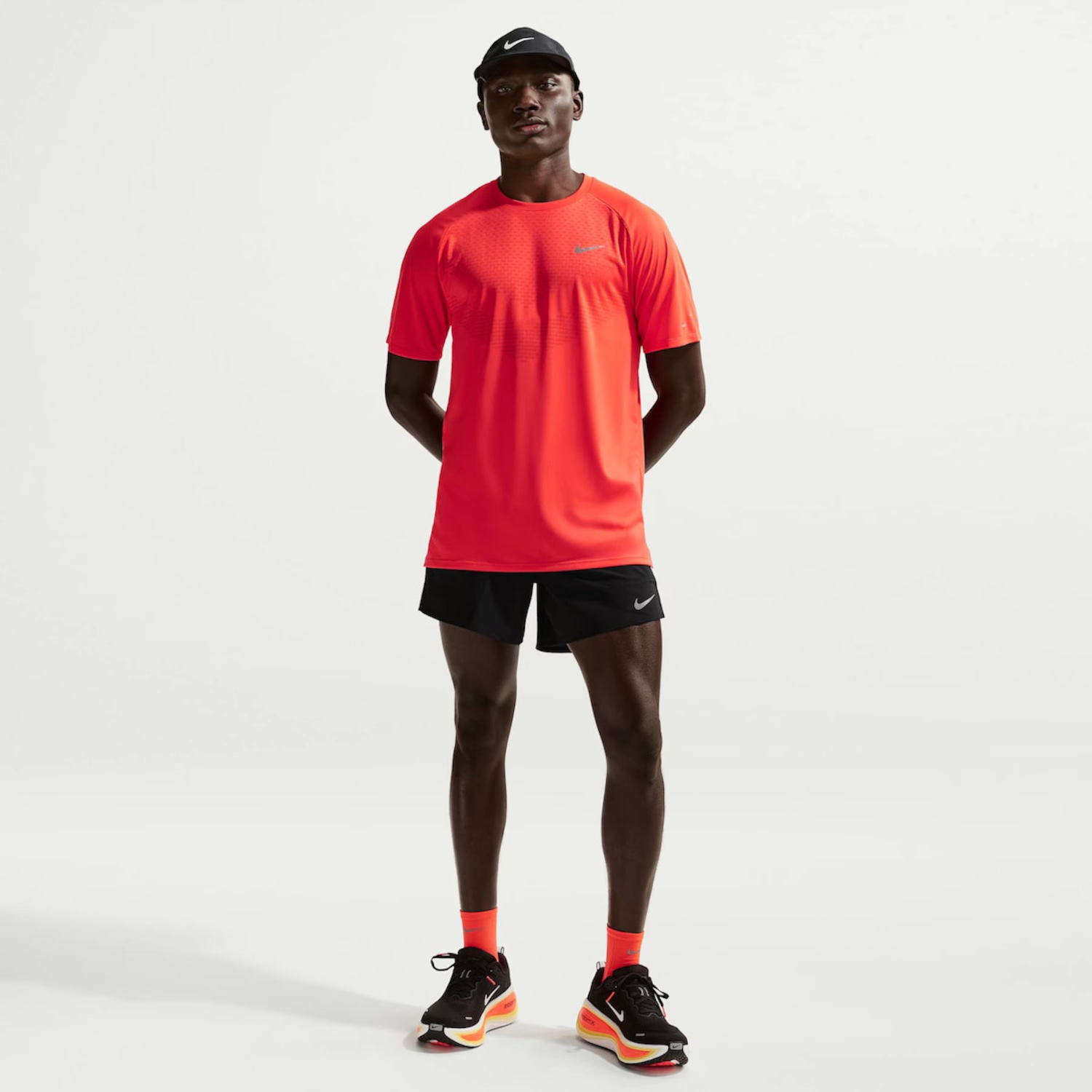Short Nike Dri-FIT Stride 5IN B Masculino - Foto 3