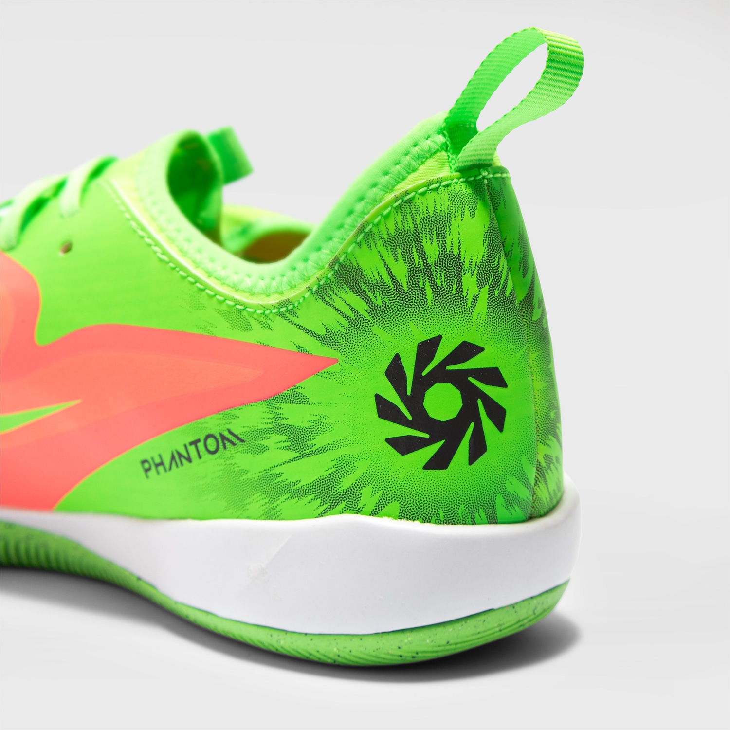 Chuteira Society Nike Phantom 6 Club Low Infantil - Foto 3