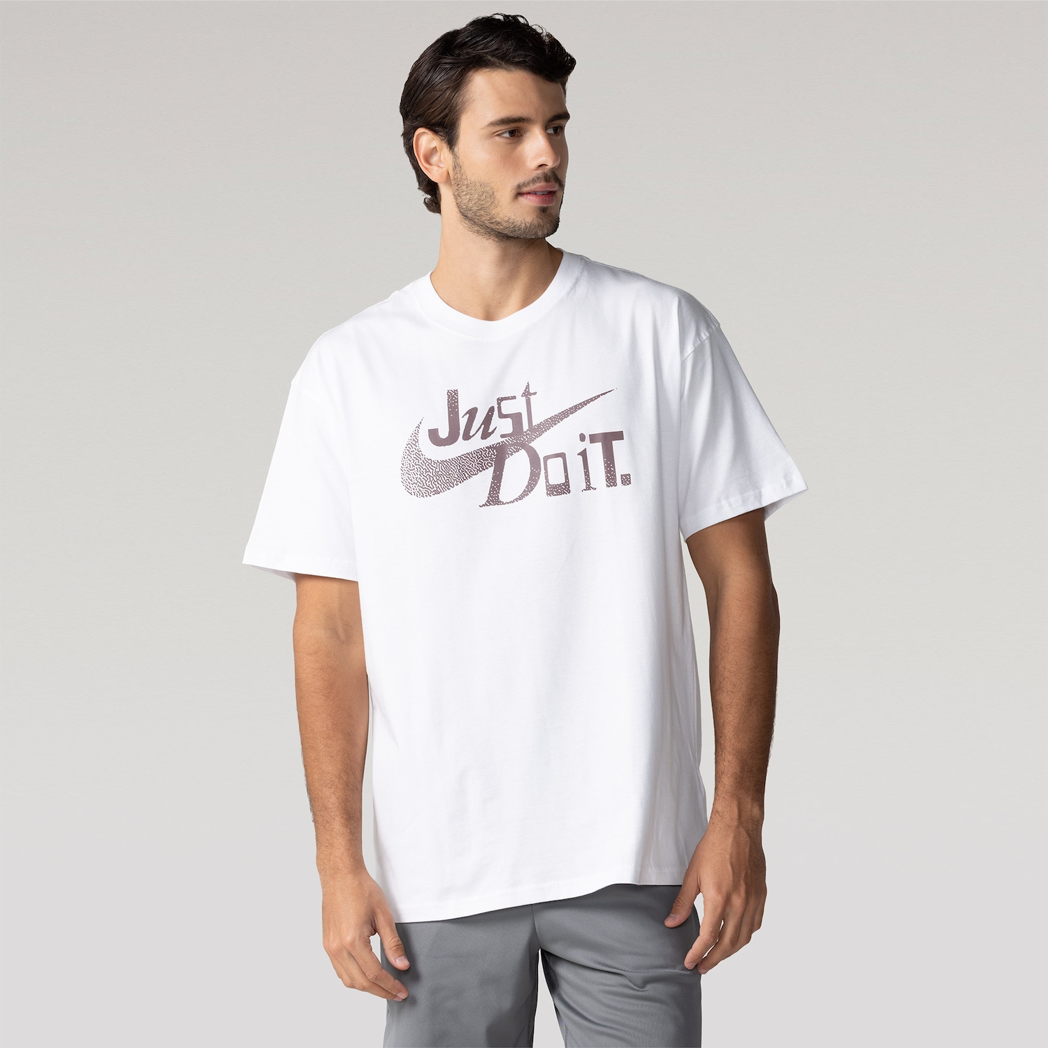 Camiseta Nike Sportswear JDI Unissex - Foto 1