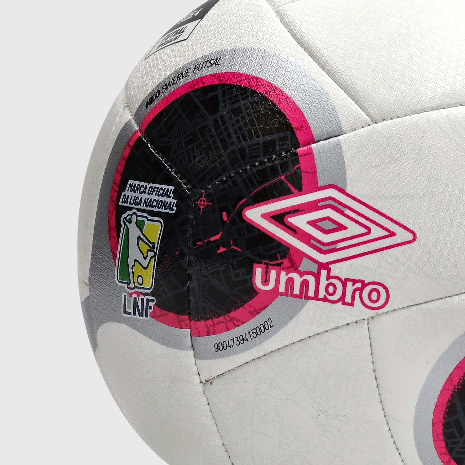 Bola Futsal Umbro Neo Swerve - Foto 3