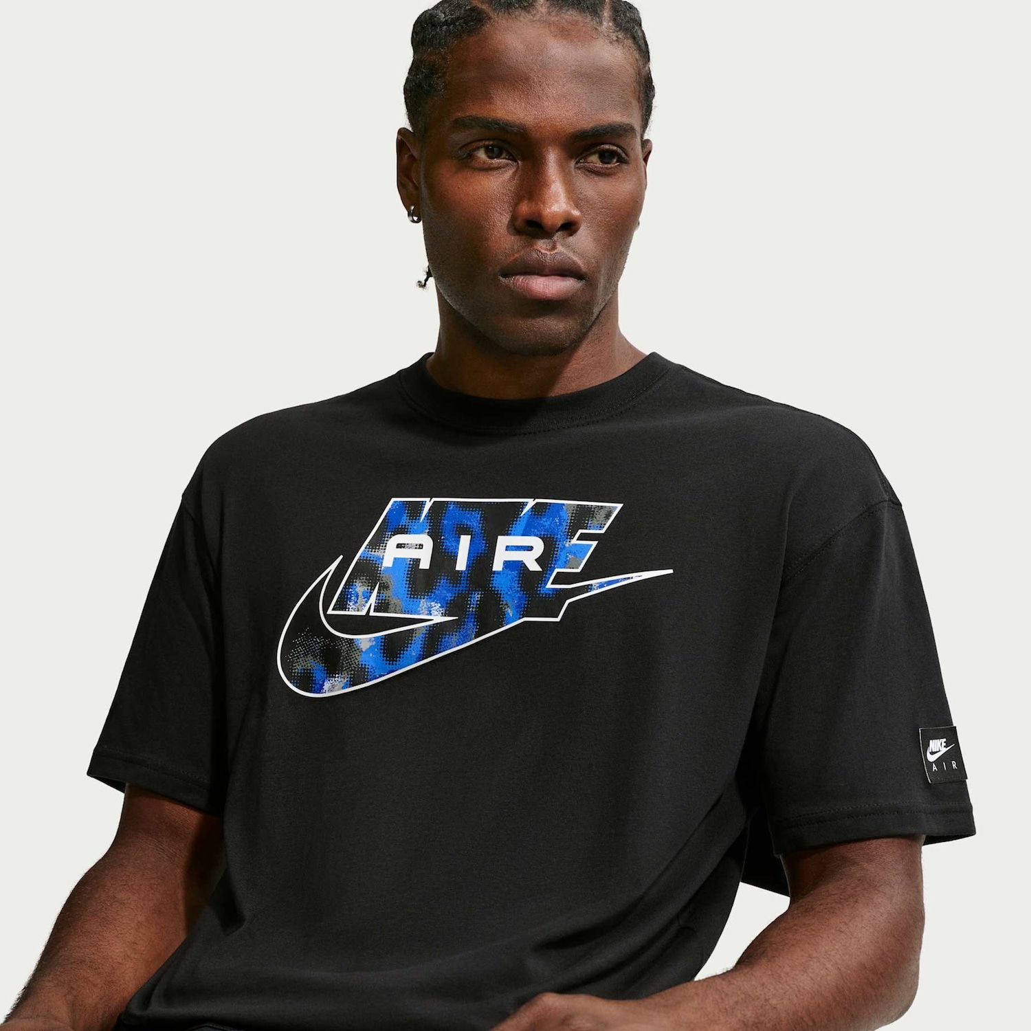 Camiseta Nike Sportswear Air AOP - Unissex - Foto 1