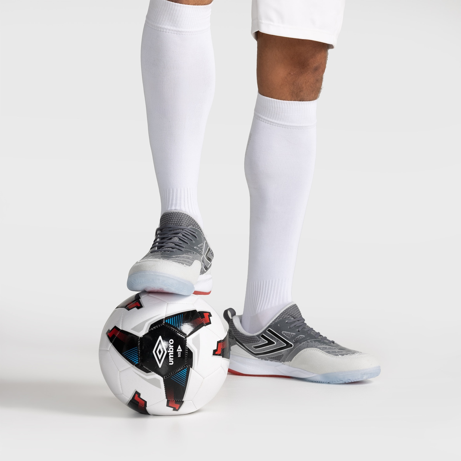 Chuteira Futsal Adulto Umbro Pro 5 Bump Shark - Foto 5