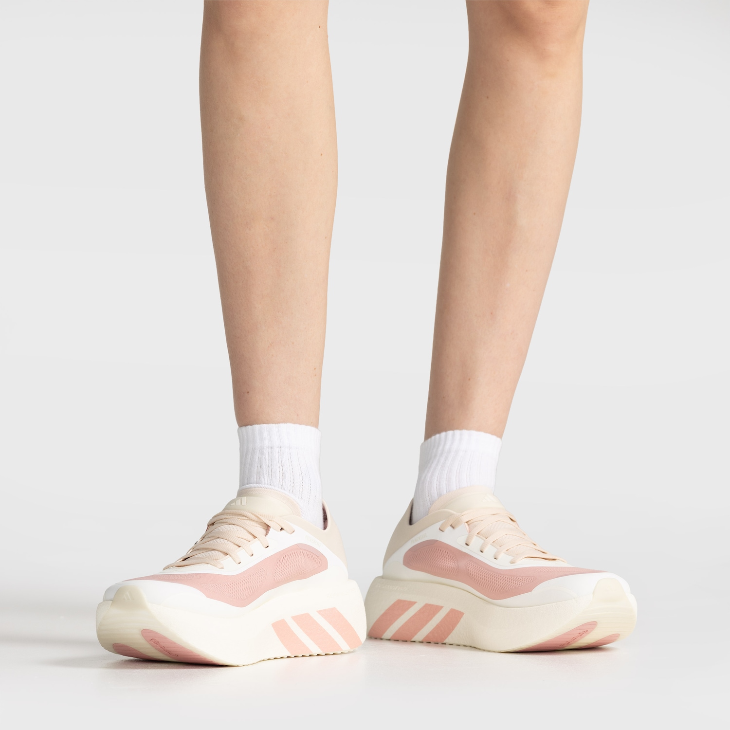 Tênis Feminino adidas Hyperboost Run - Foto 3