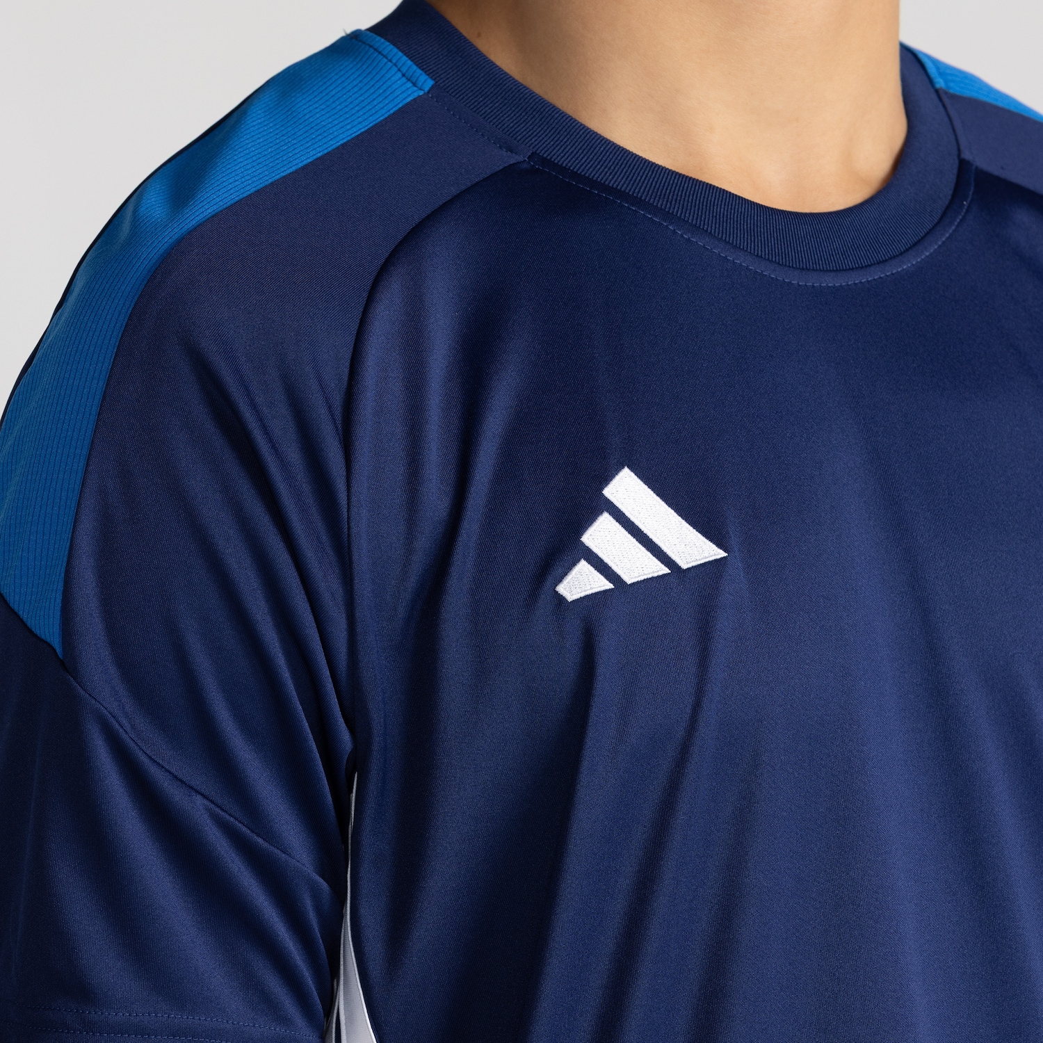 Camiseta adidas Tiro Masculina - Foto 4