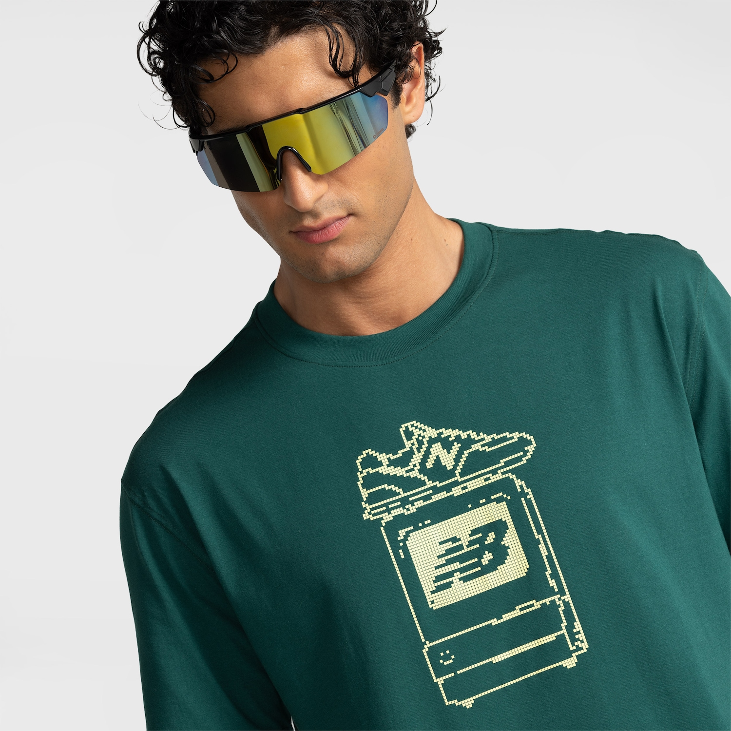 Bermuda New Balance DG Remastered Masculina - Foto 4