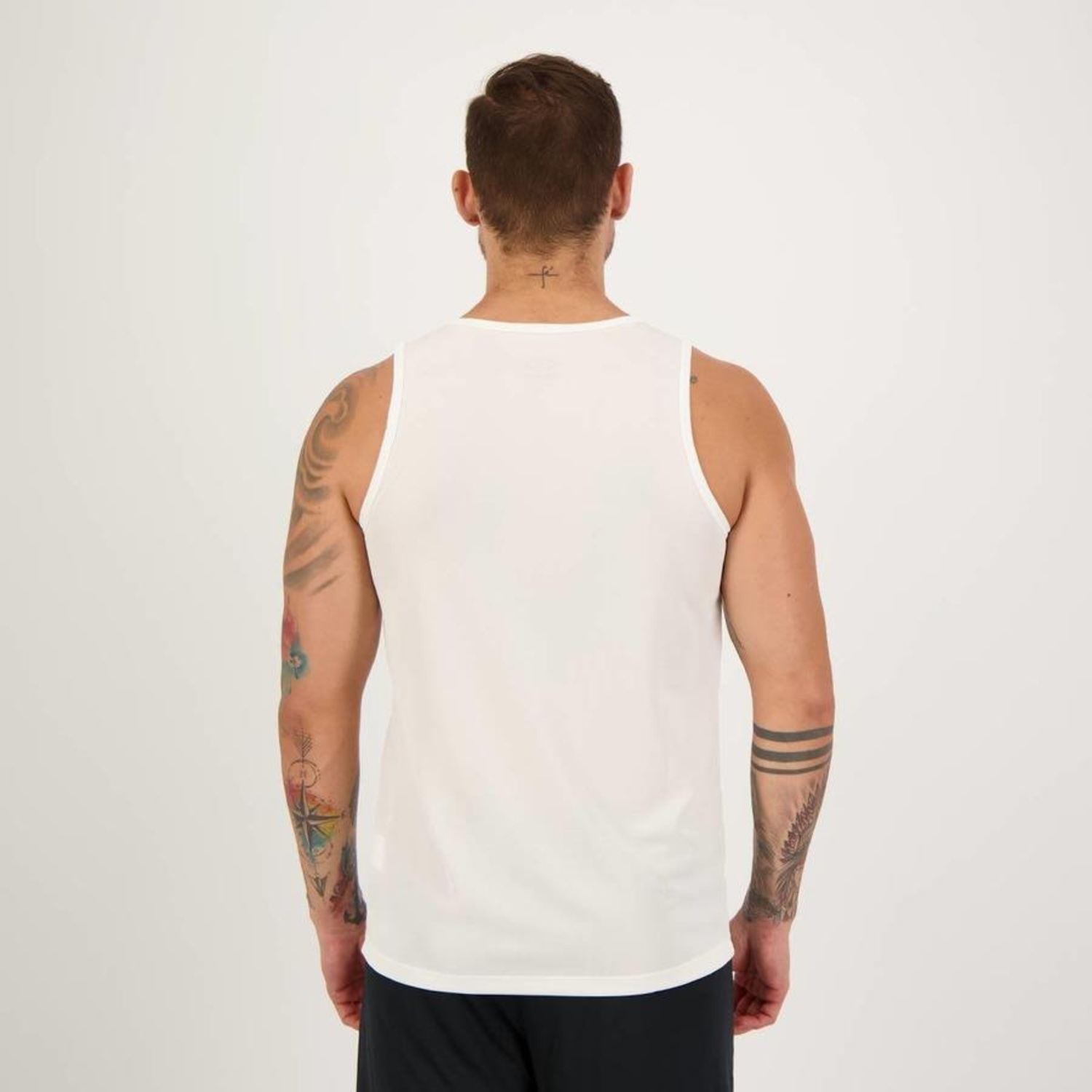 Camiseta Regata Umbro Essential Diamond - Masculina - Foto 3